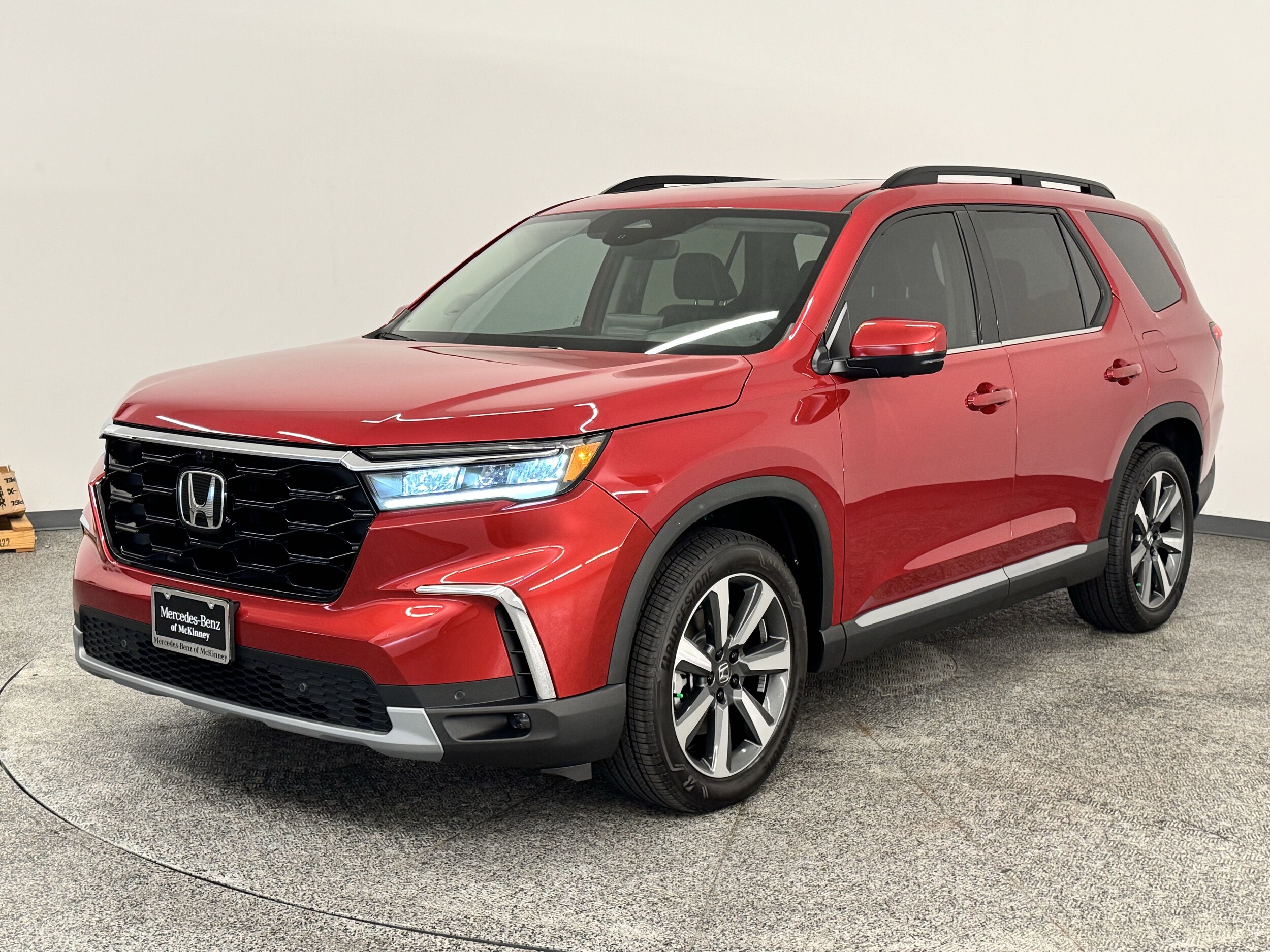 2025 Honda Pilot Elite photo 3