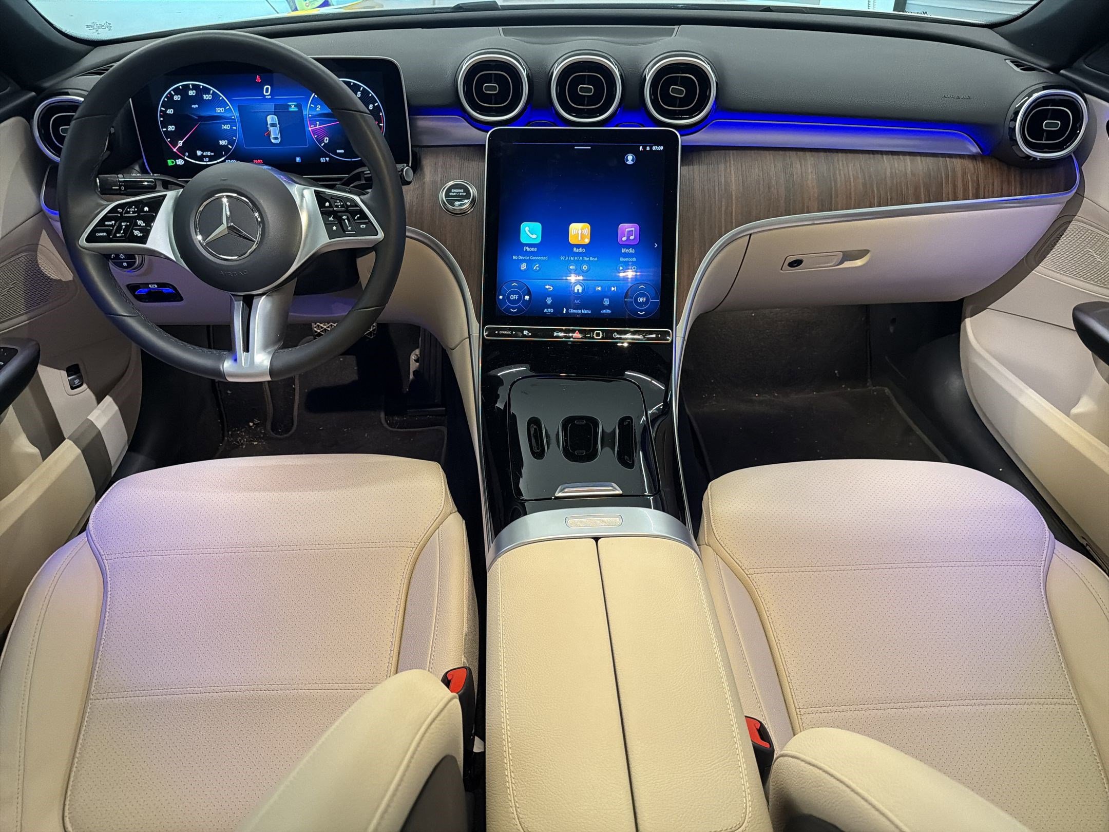 2026 Mercedes-Benz C-Class Sedan C 300 - Photo 14