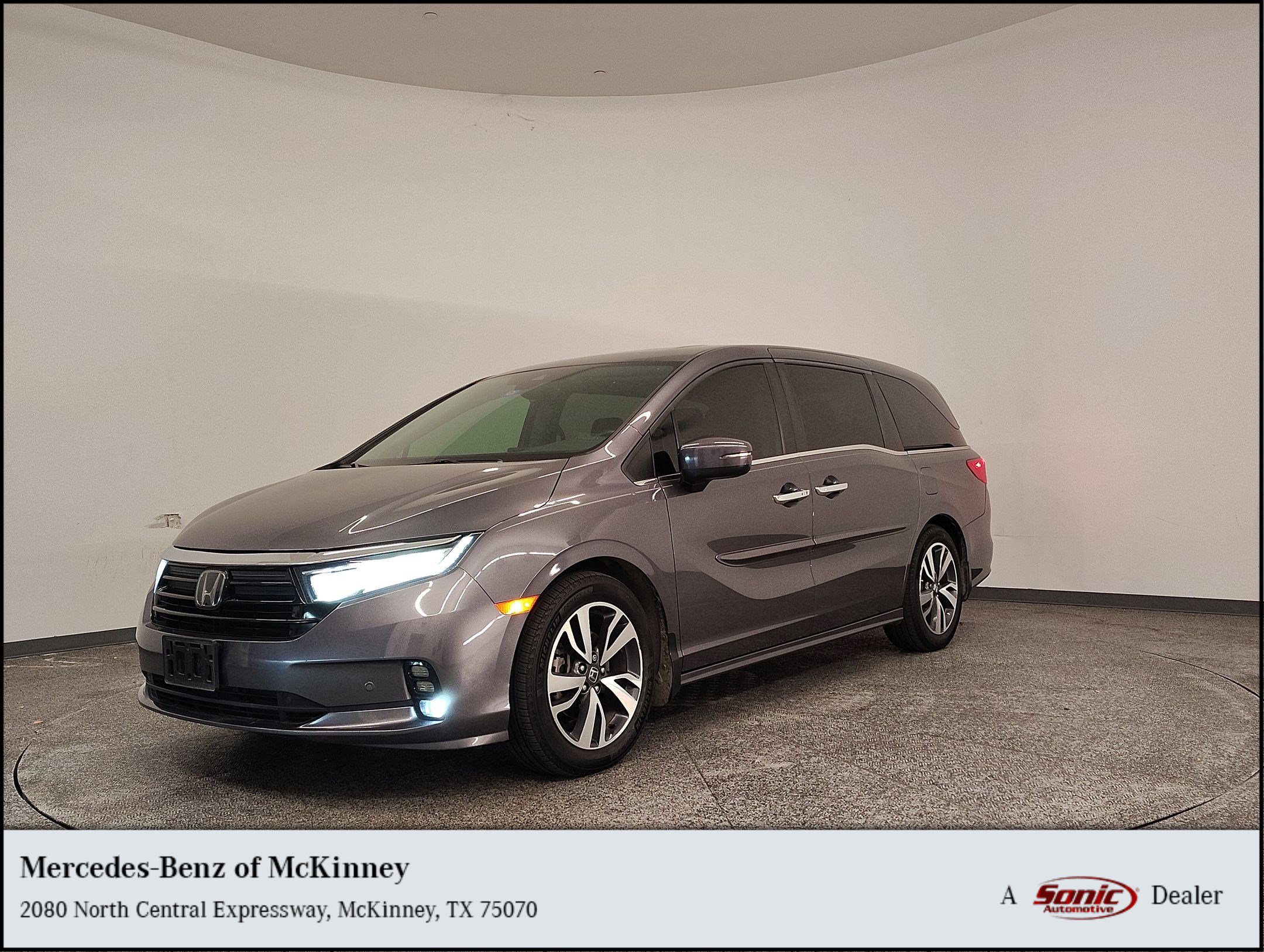 2022 Honda Odyssey Touring's photo