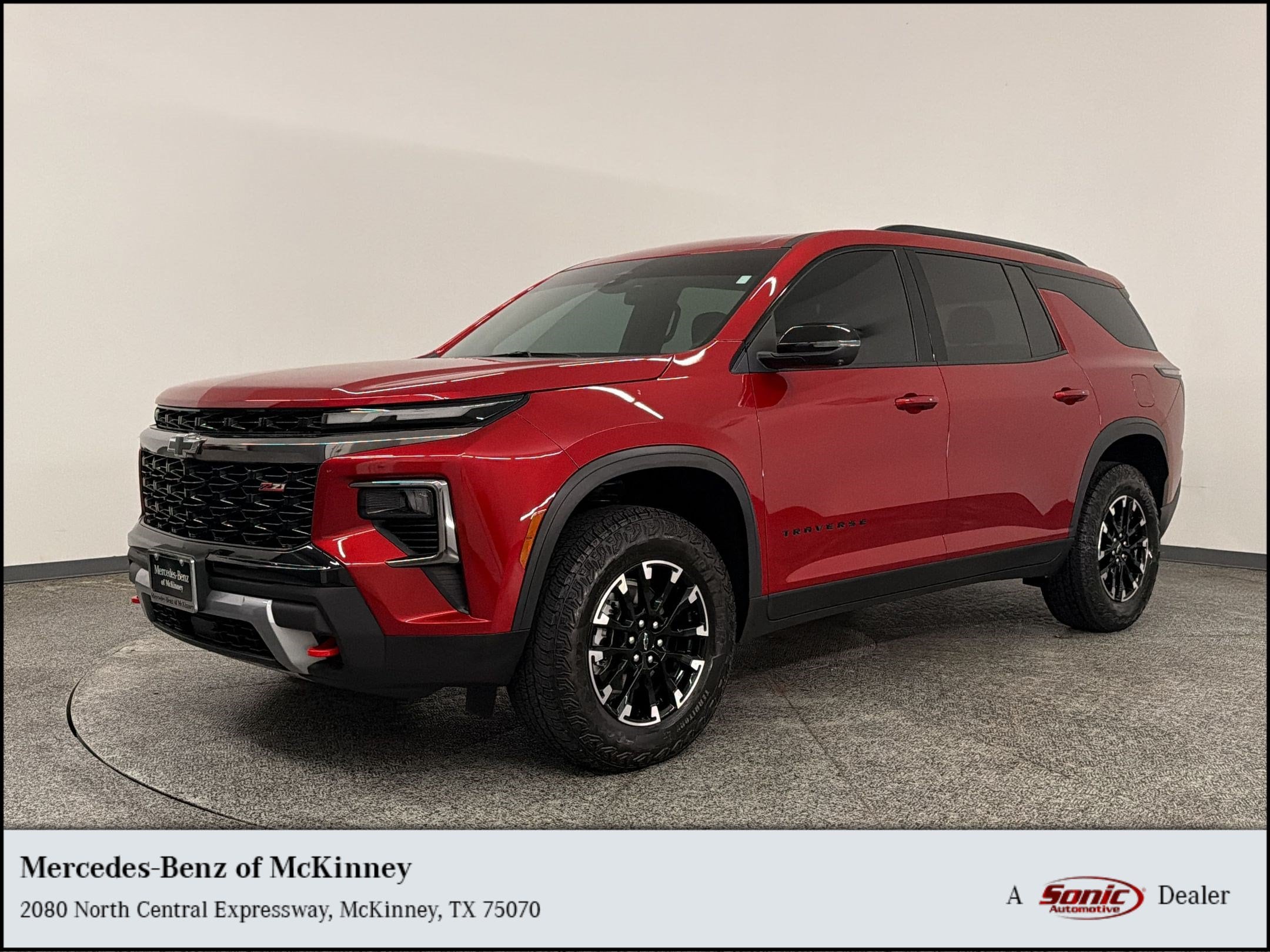 Used 2024 Chevrolet Traverse AWD Z71