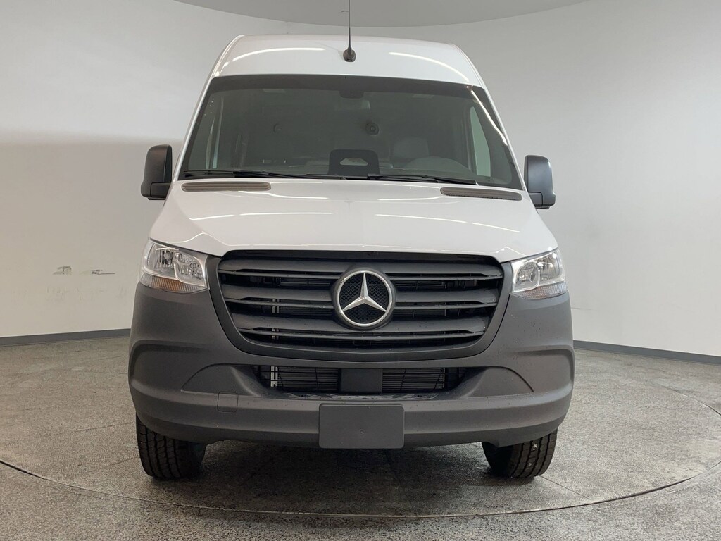 New 2025 Mercedes-Benz Sprinter 2500 Standard Roof 4-Cyl Diesel HO Van Crew Van