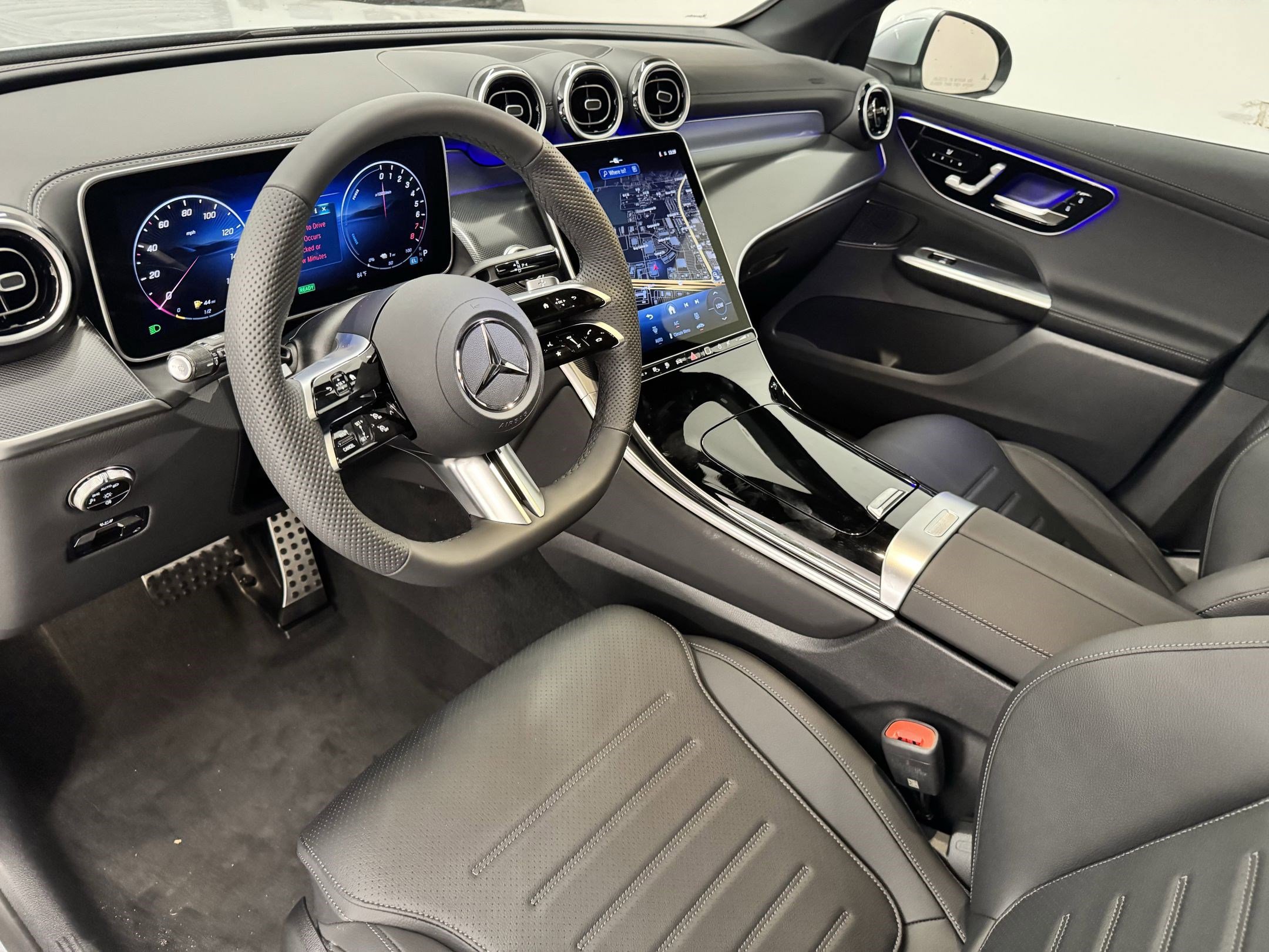 2026 Mercedes Benz GLC 350e 4MATIC photo 2