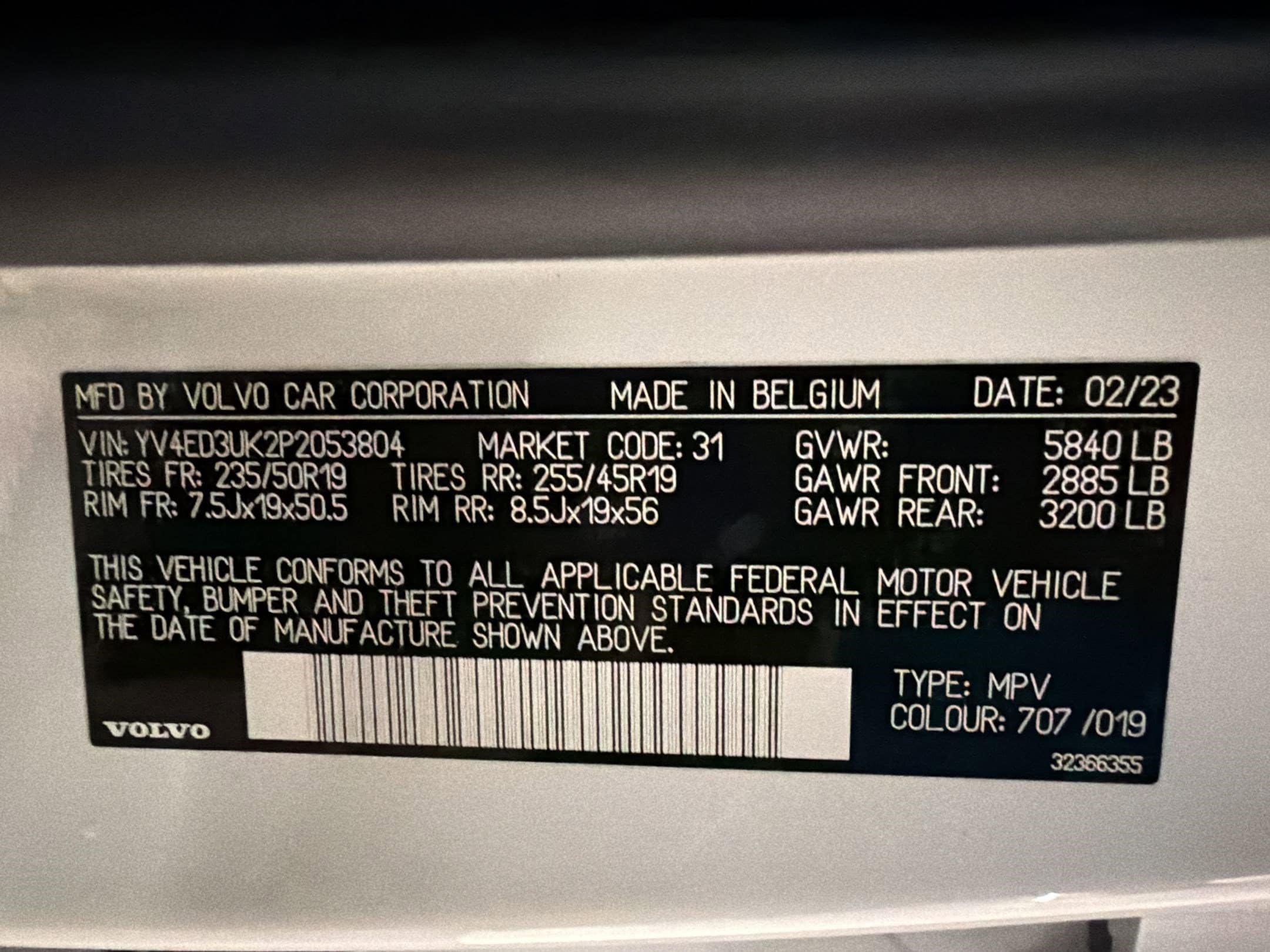 2023 Volvo XC40 Core - Photo 18