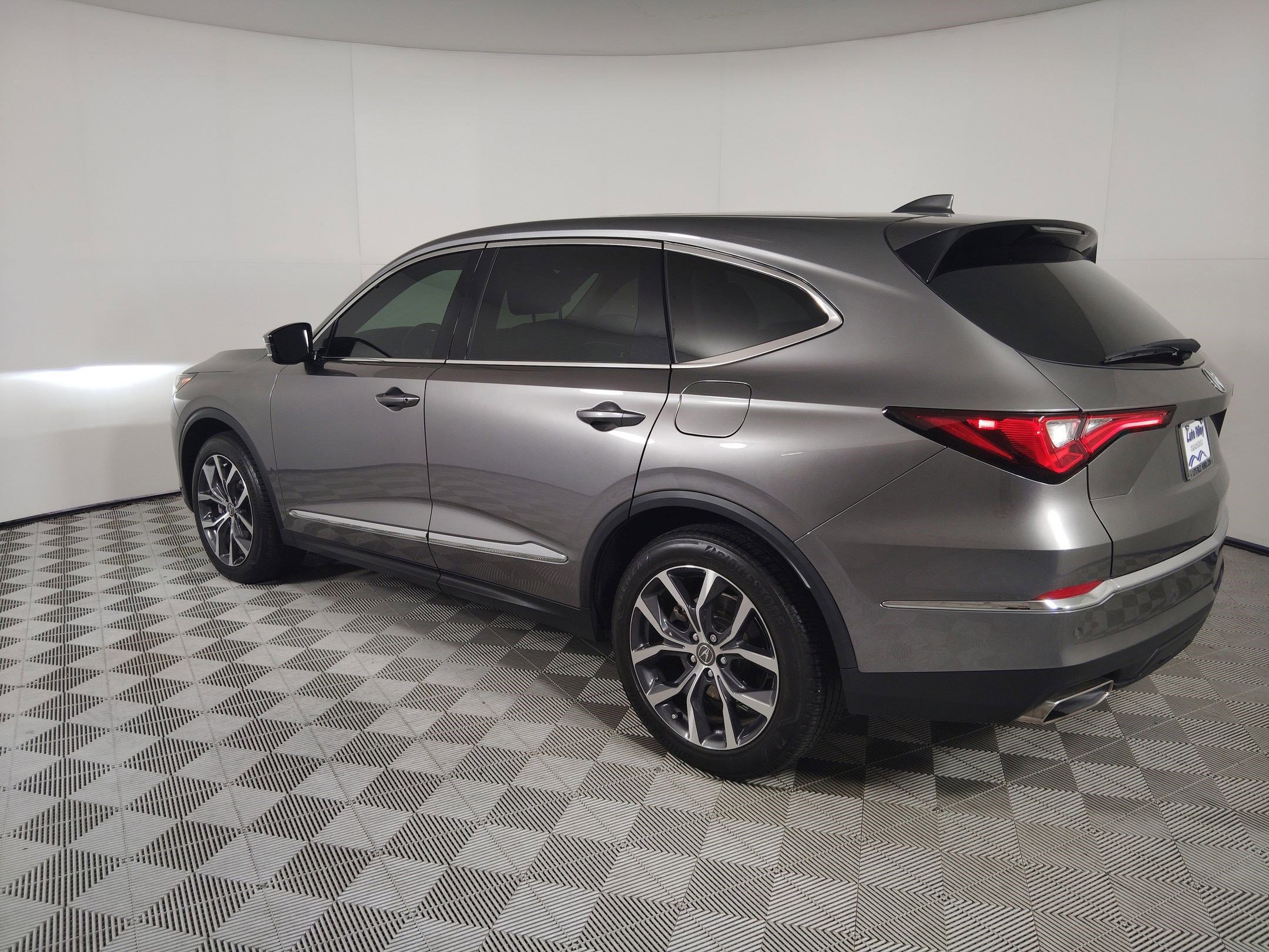 2023 Acura MDX SH-AWD Technology photo 3