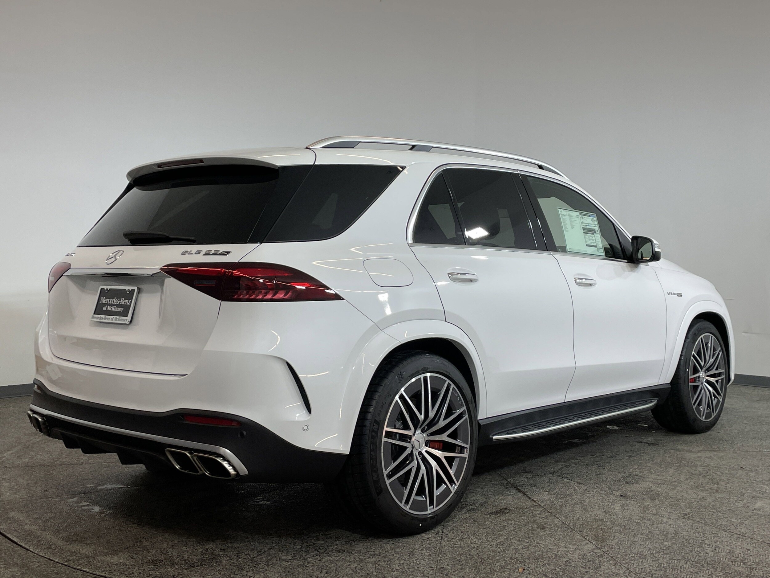 2025 Mercedes Benz GLE AMG 63 S photo 4
