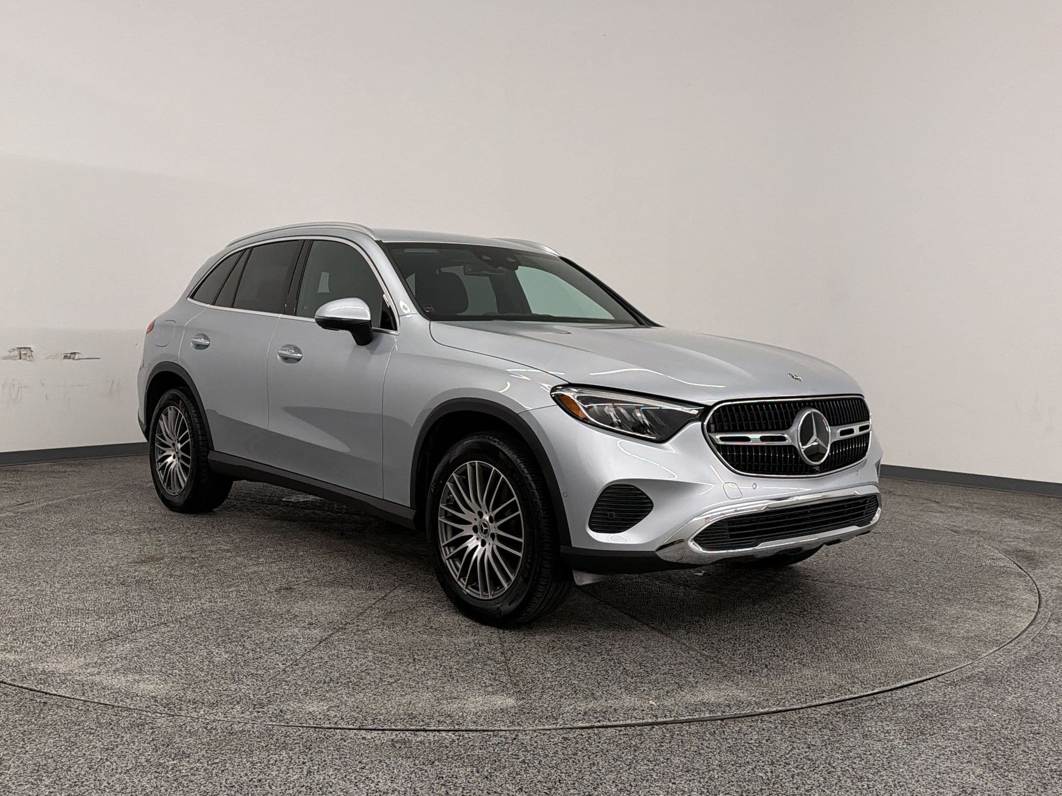 2026 Mercedes-Benz GLC Base - Photo 6