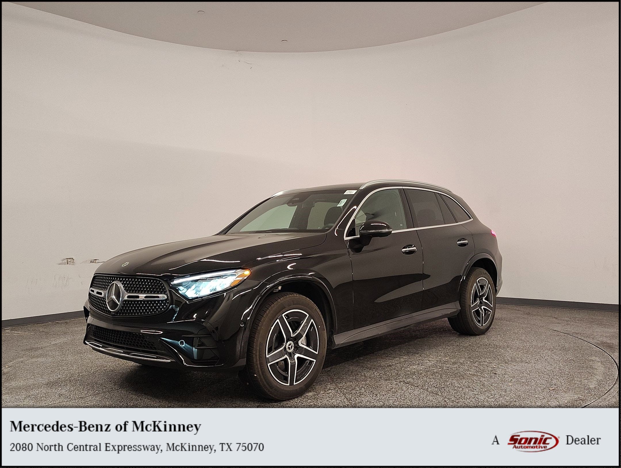 2026 Mercedes-Benz GLC Base's photo