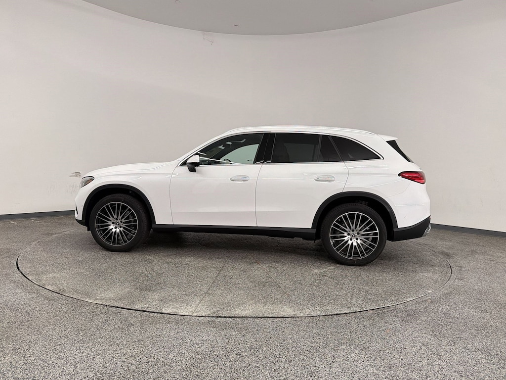 New 2026 Mercedes-Benz GLC 300 SUV