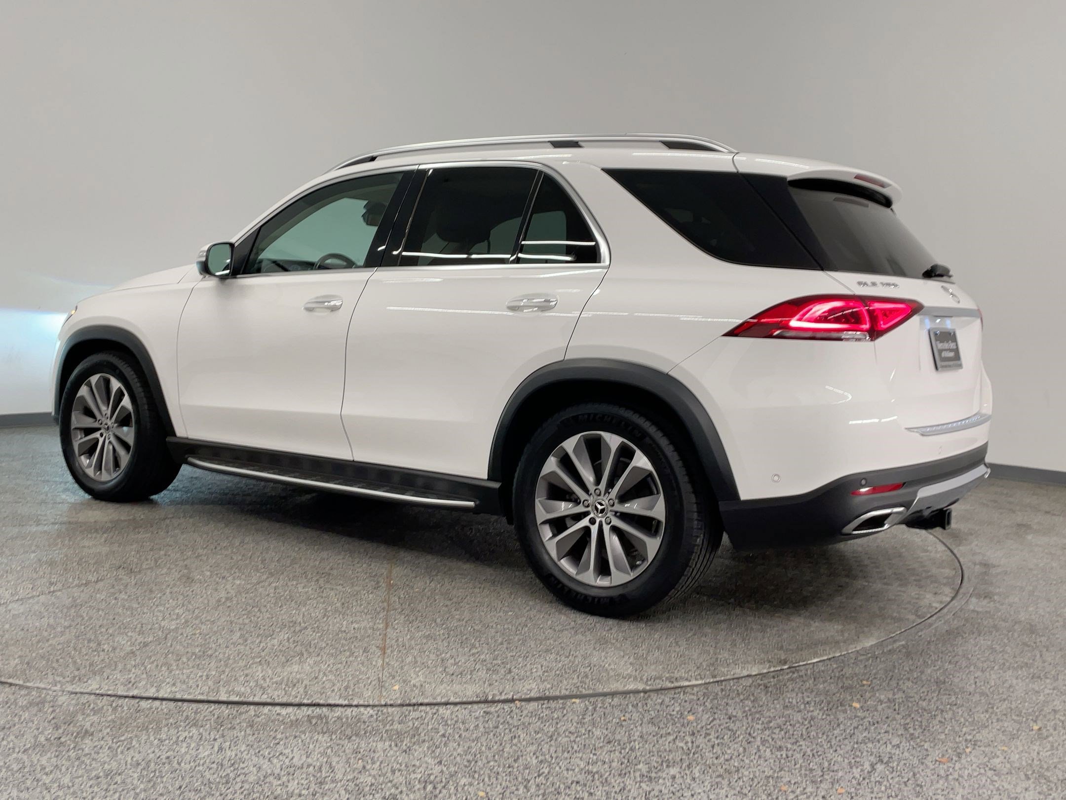 2023 Mercedes Benz GLE 350 photo 3