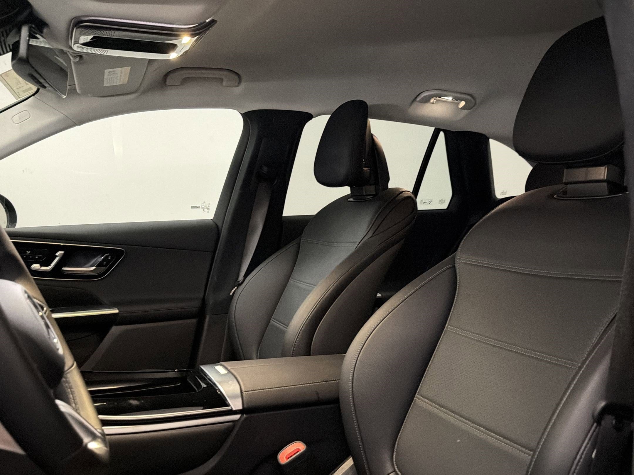 2026 Mercedes-Benz GLC Base - Photo 13