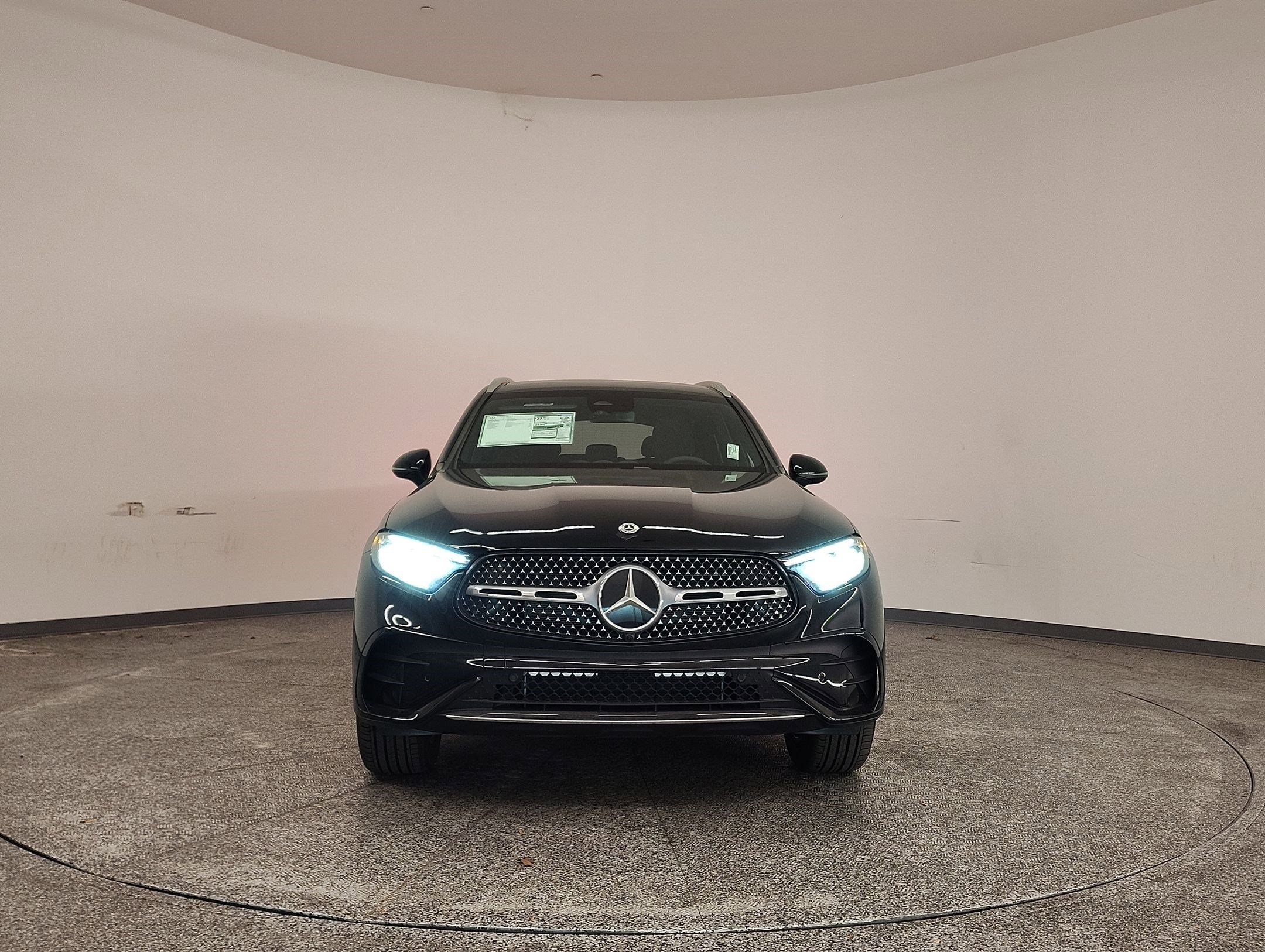 2026 Mercedes-Benz GLC Base - Photo 6