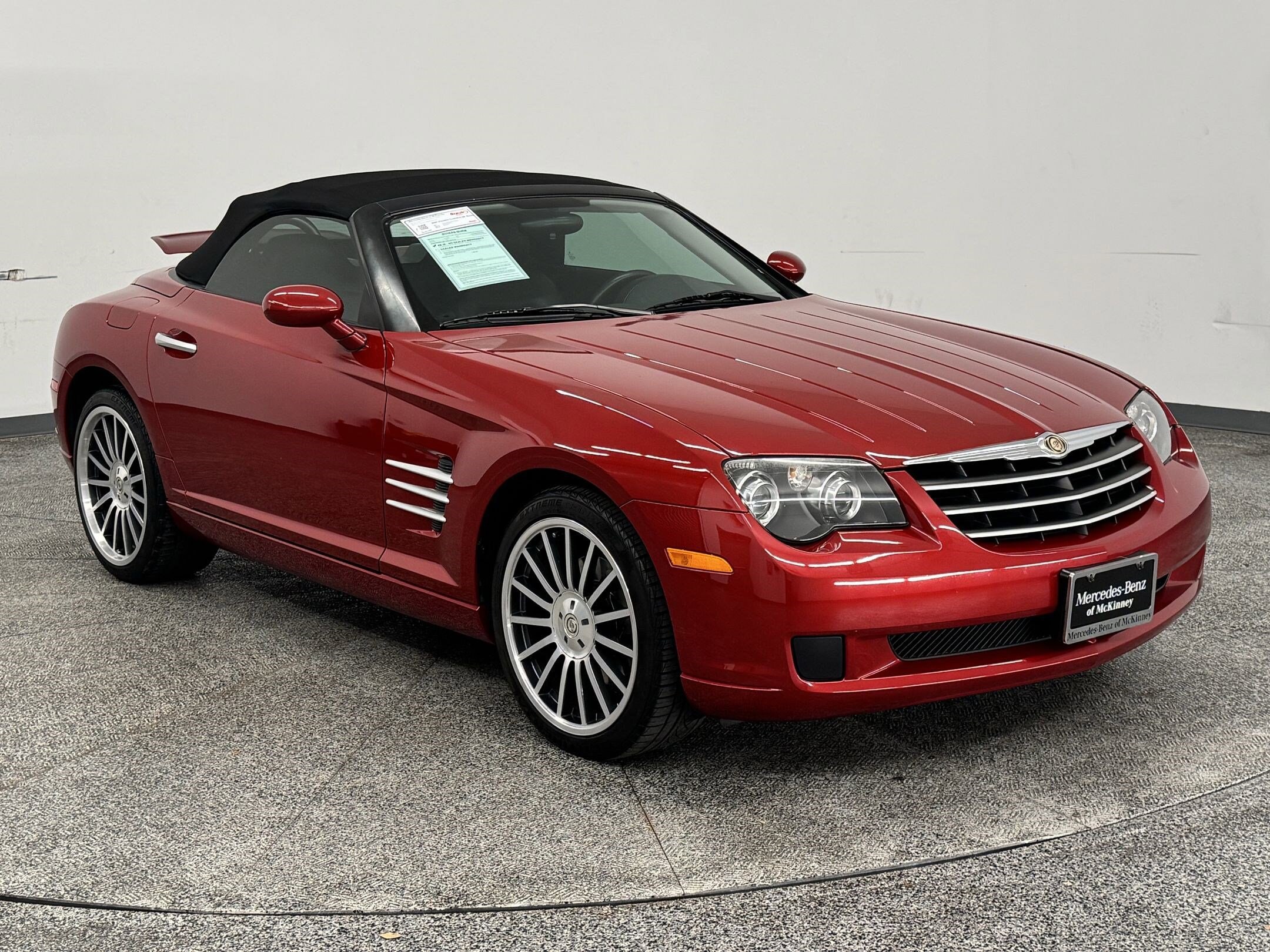 2007 Chrysler Crossfire Base photo 3