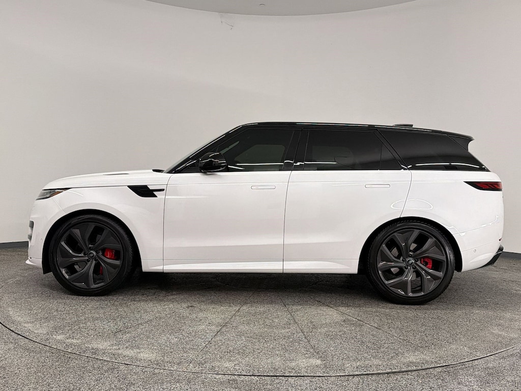 Used 2024 Land Rover Range Rover Sport Dynamic SE SUV