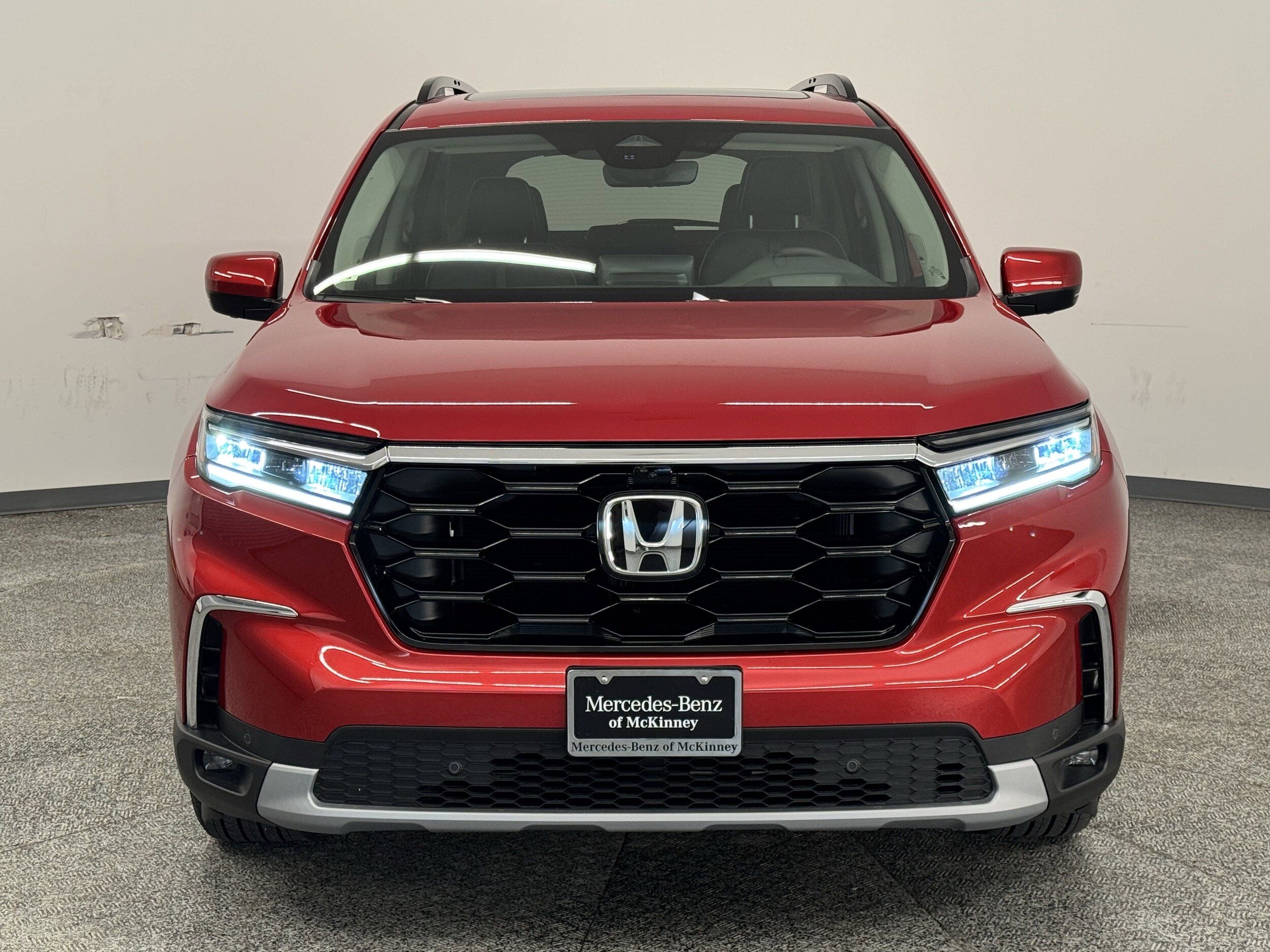 2025 Honda Pilot Elite photo 2