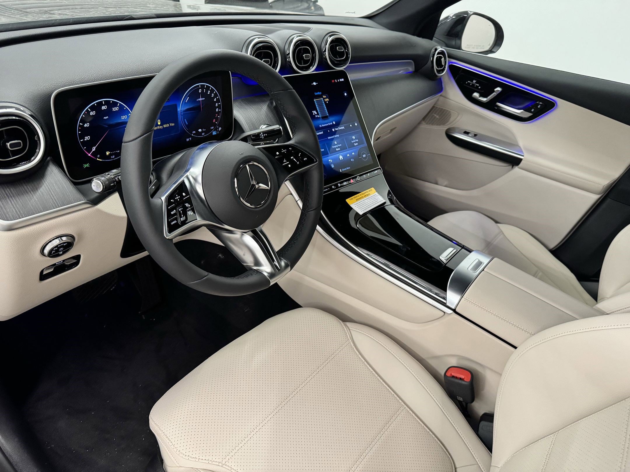 2026 Mercedes Benz GLC 350e 4MATIC photo 2
