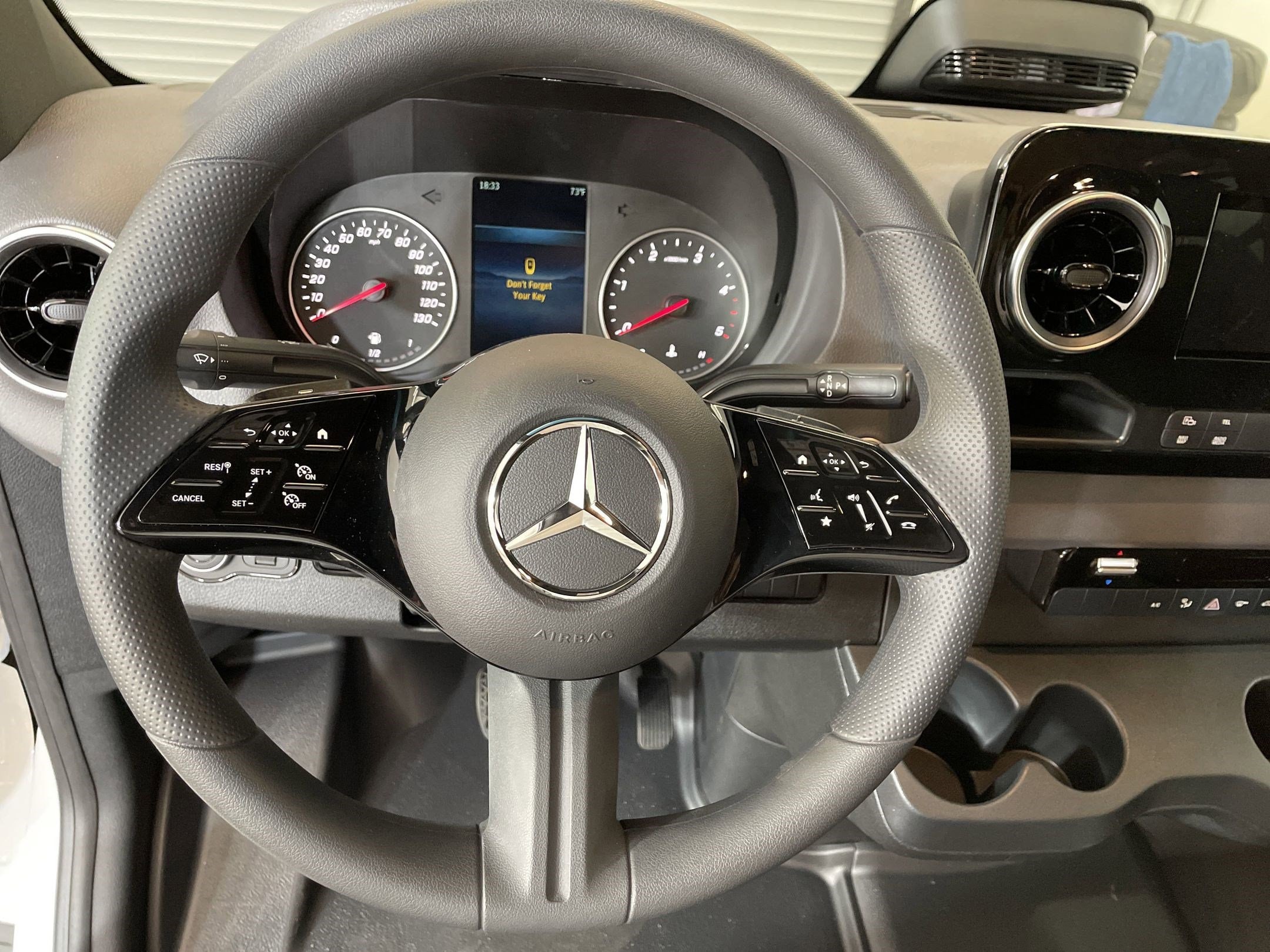 2025 Mercedes-Benz Sprinter Crew Van Base - Photo 9