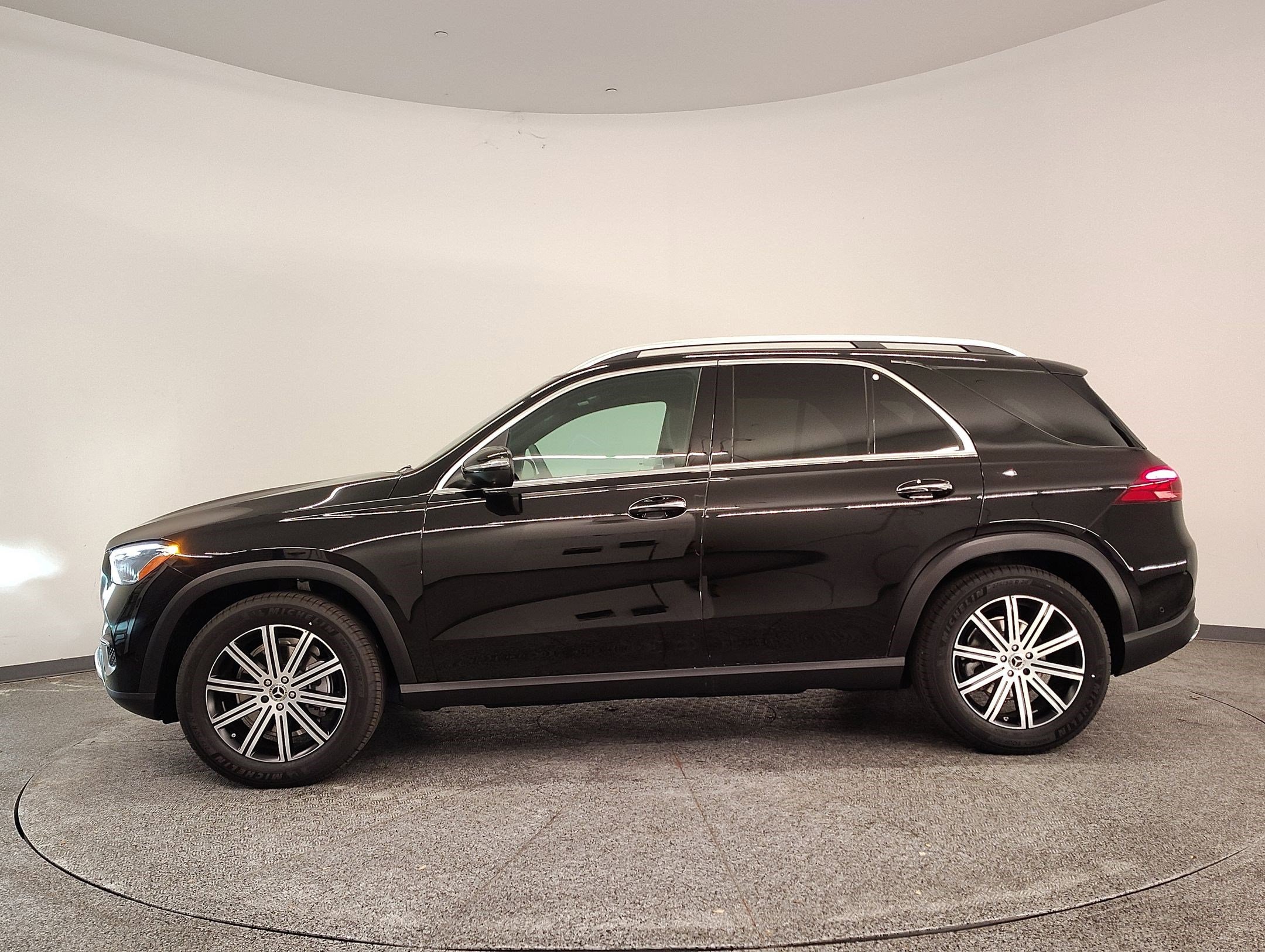 2026 Mercedes-Benz GLE GLE350 - Photo 2
