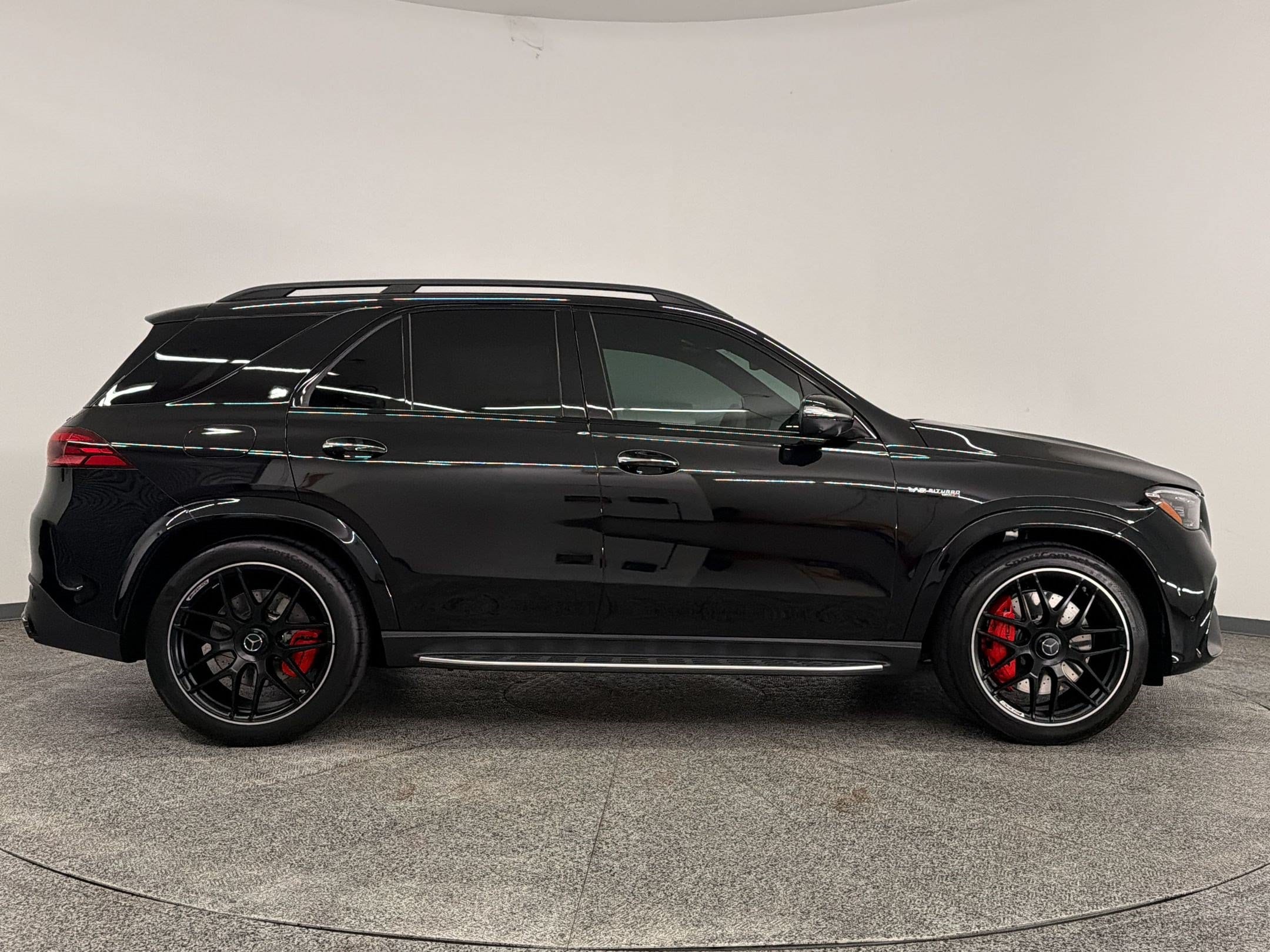 2026 Mercedes-Benz GLE AMG GLE63 S - Photo 7