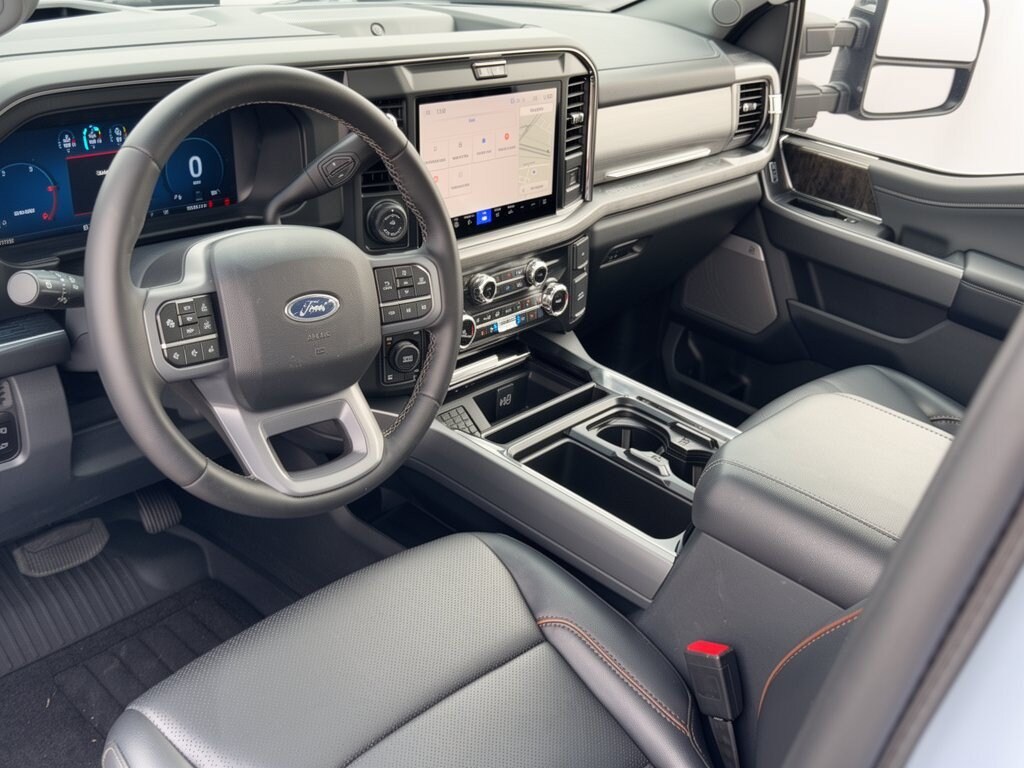 Used 2025 Ford F-250 LARIAT Truck Crew Cab