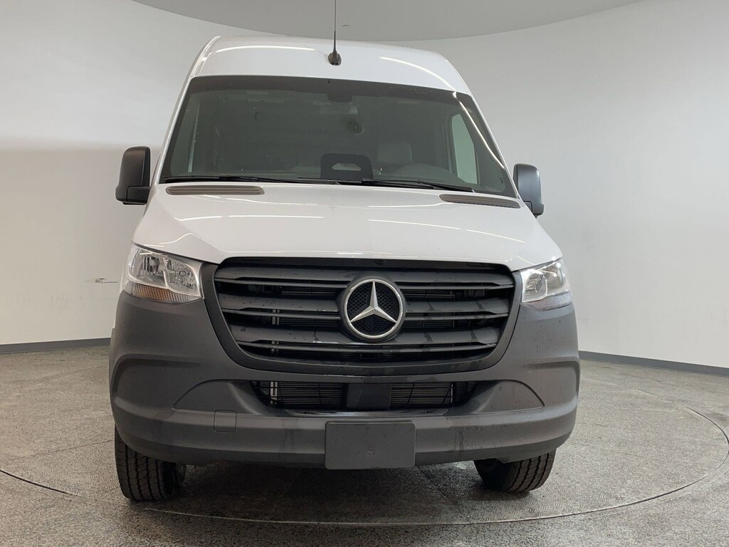 New 2025 Mercedes-Benz Sprinter 2500 High Roof 4-Cyl Diesel HO Van Crew Van