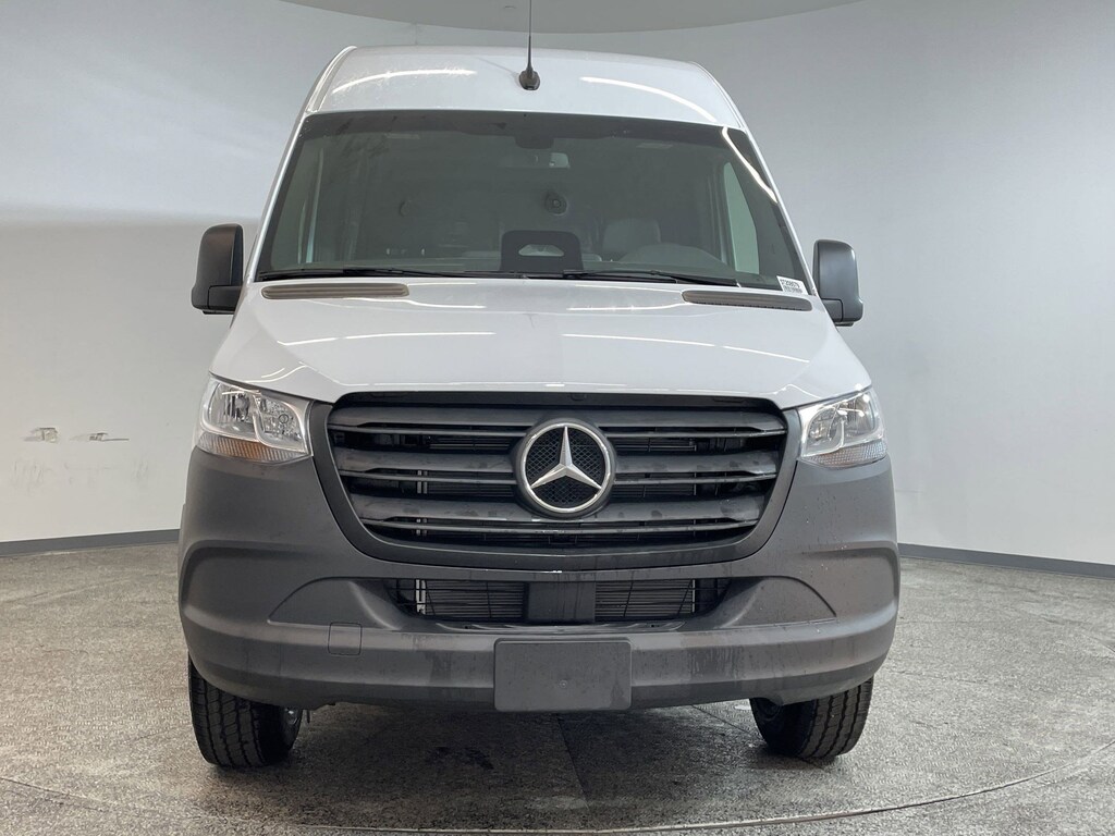 New 2025 Mercedes-Benz Sprinter 2500 Standard Roof 4-Cyl Diesel Van Cargo Van