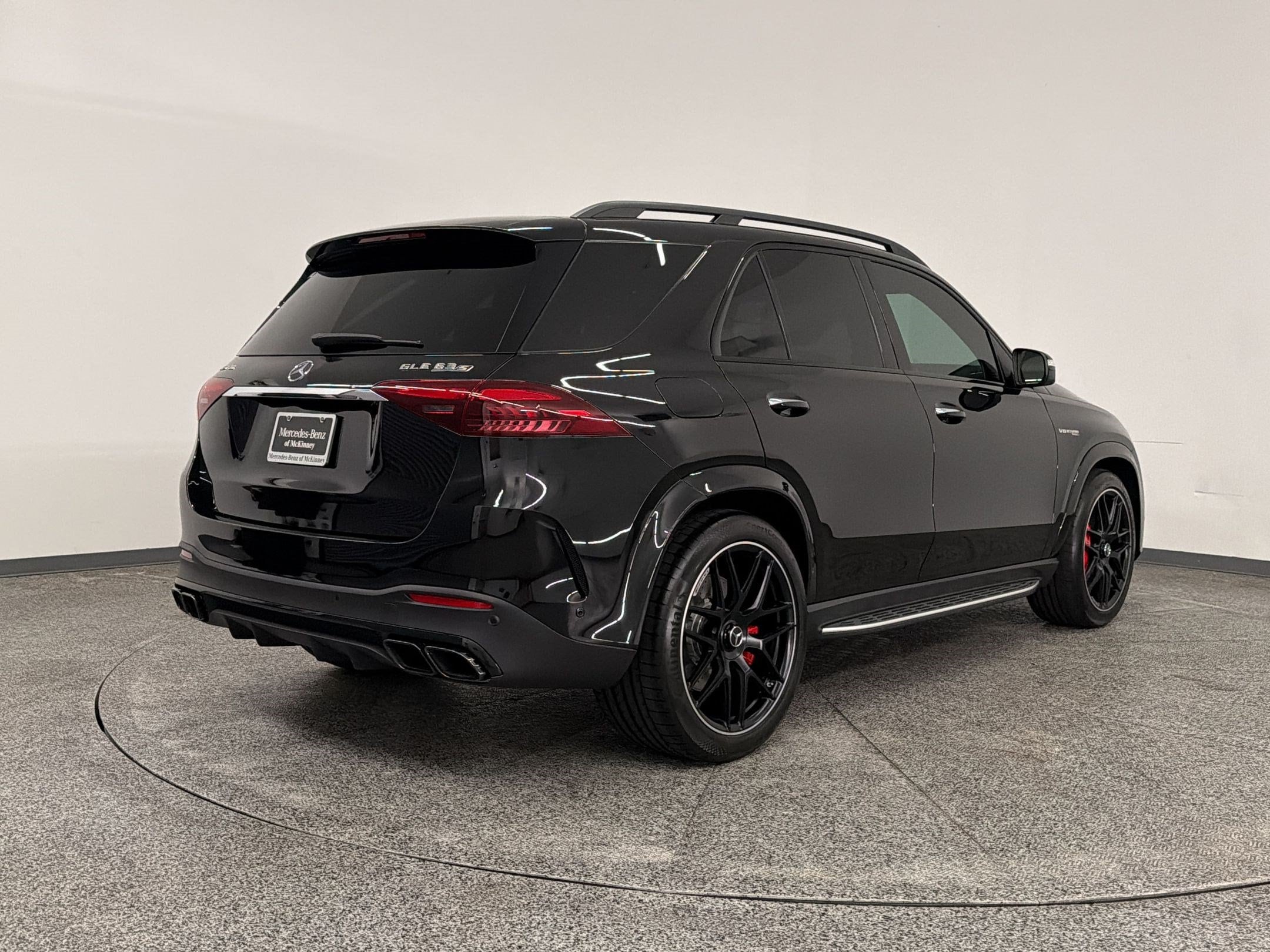 2026 Mercedes-Benz GLE AMG GLE63 S - Photo 8