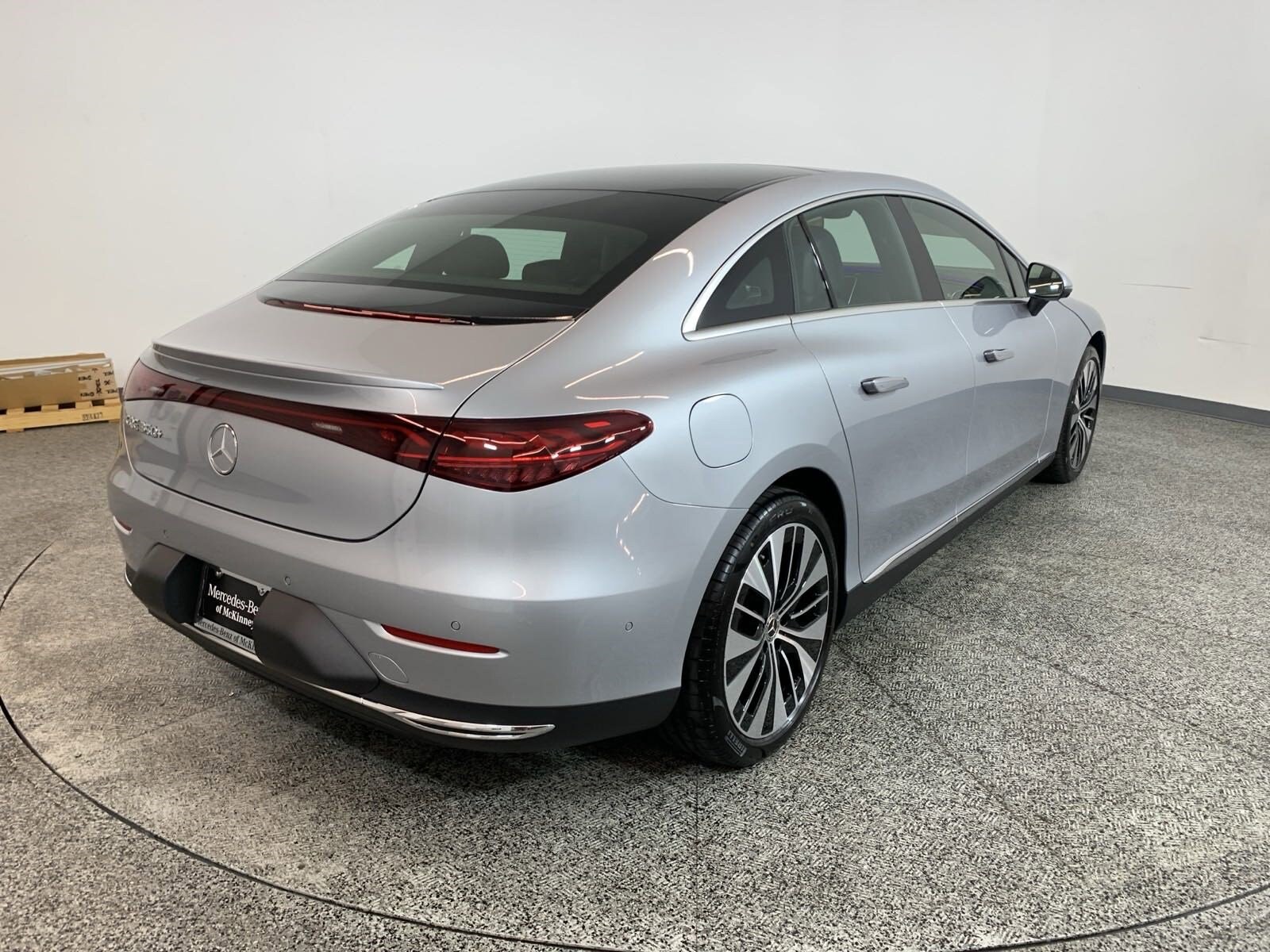 2024 Mercedes Benz EQE-Class Sedan photo 4