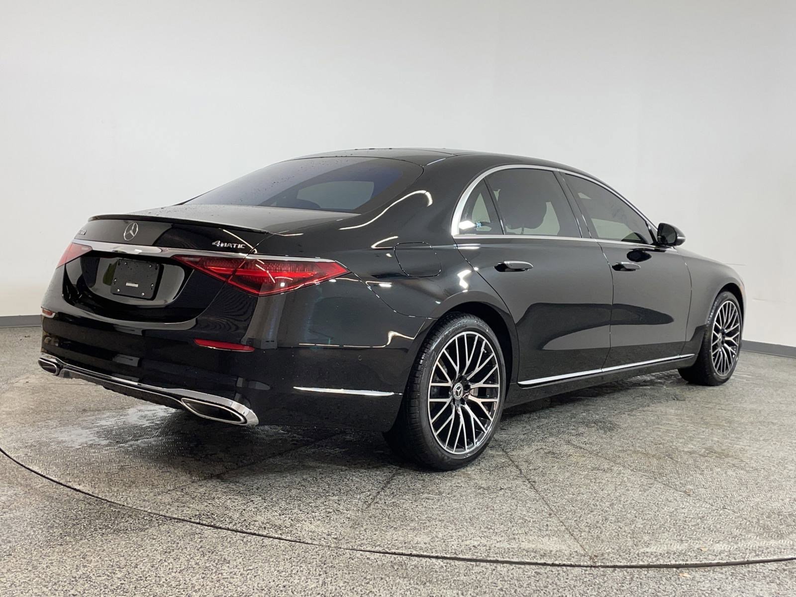 2025 Mercedes Benz S 450 580 4MATIC photo 4