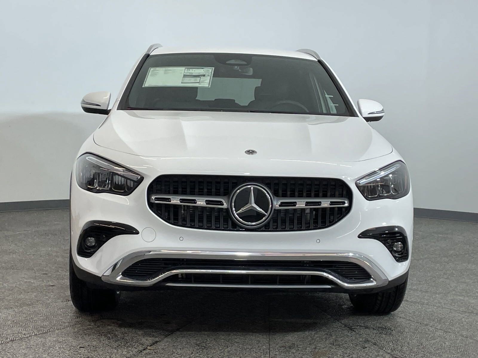 2025 Mercedes Benz GLA 250 photo 2