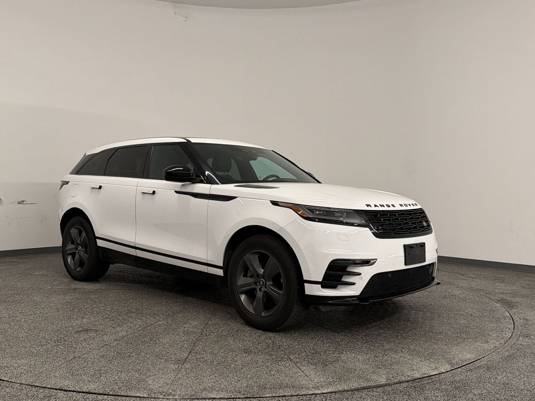 Range Rover Velar Dynamic SE SUV