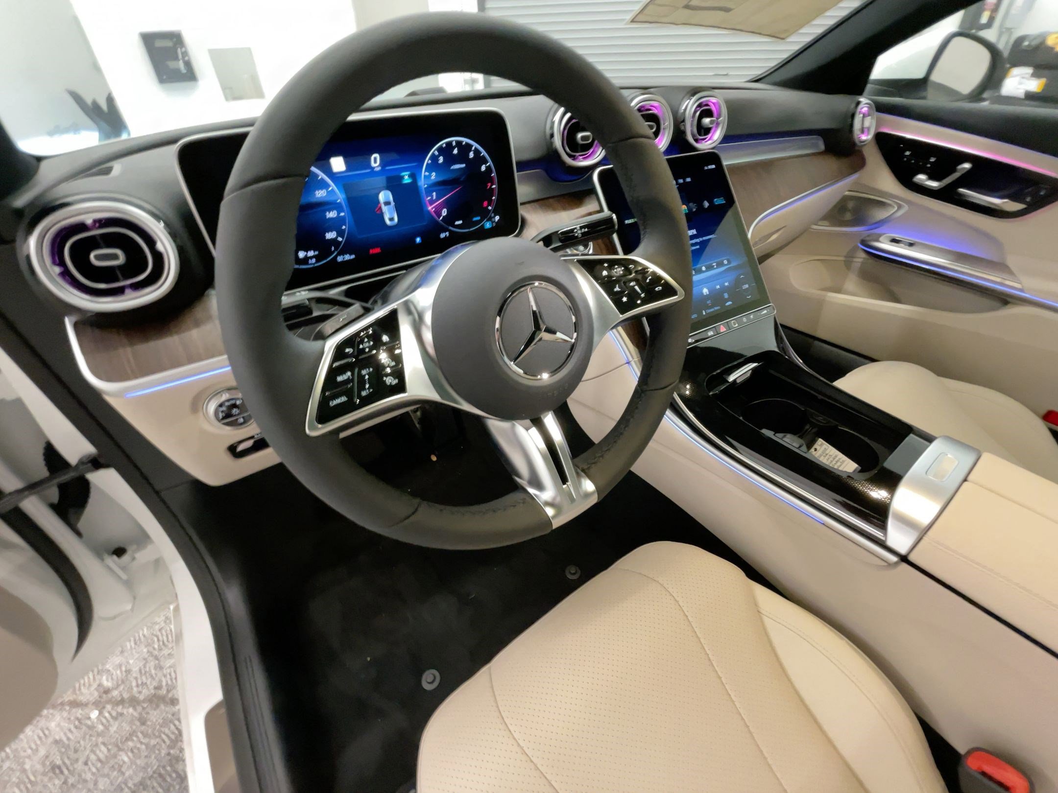 2026 Mercedes Benz CLE 300 4MATIC photo 4
