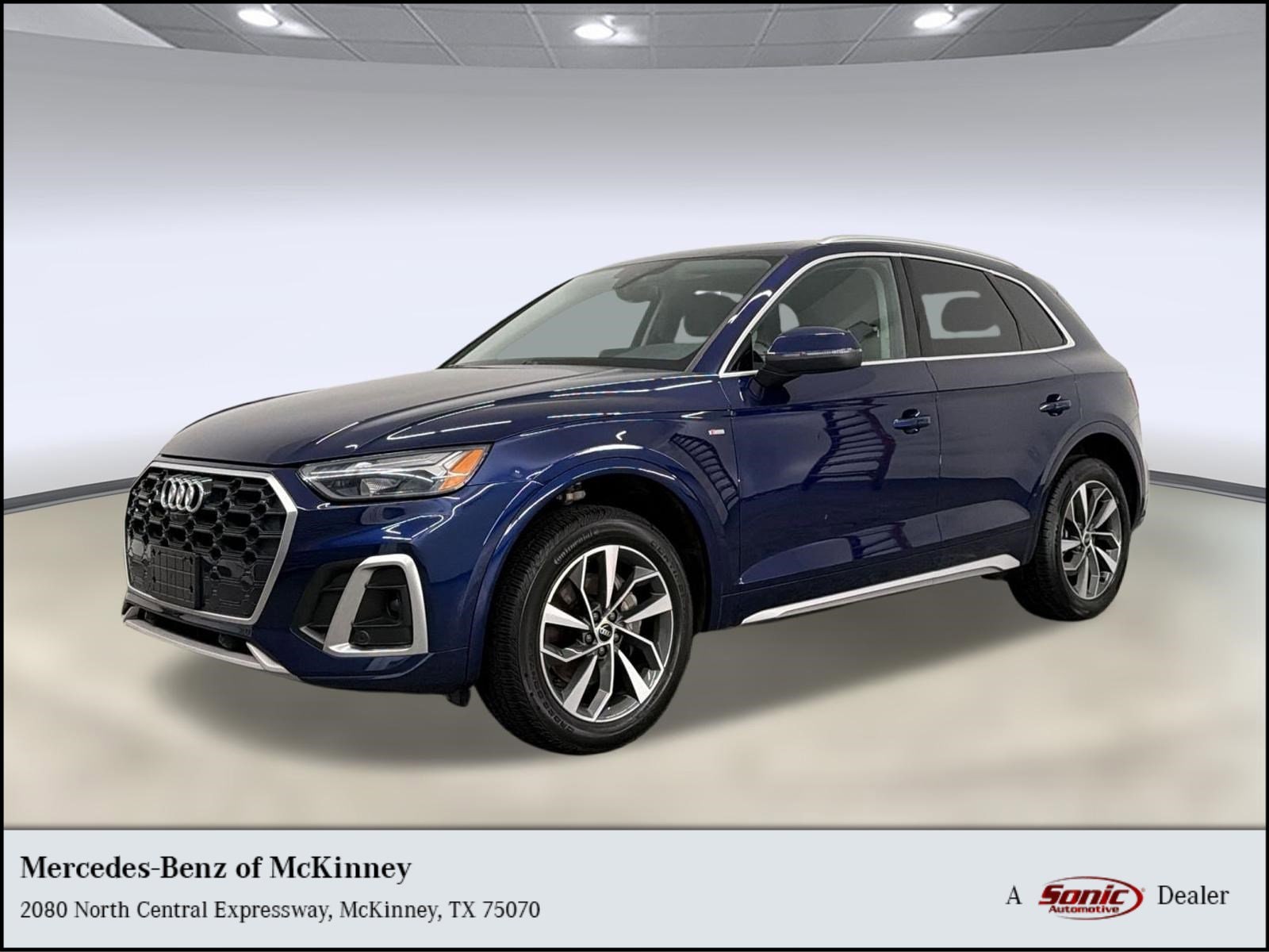 2022 Audi Q5 45 Premium Plus's photo