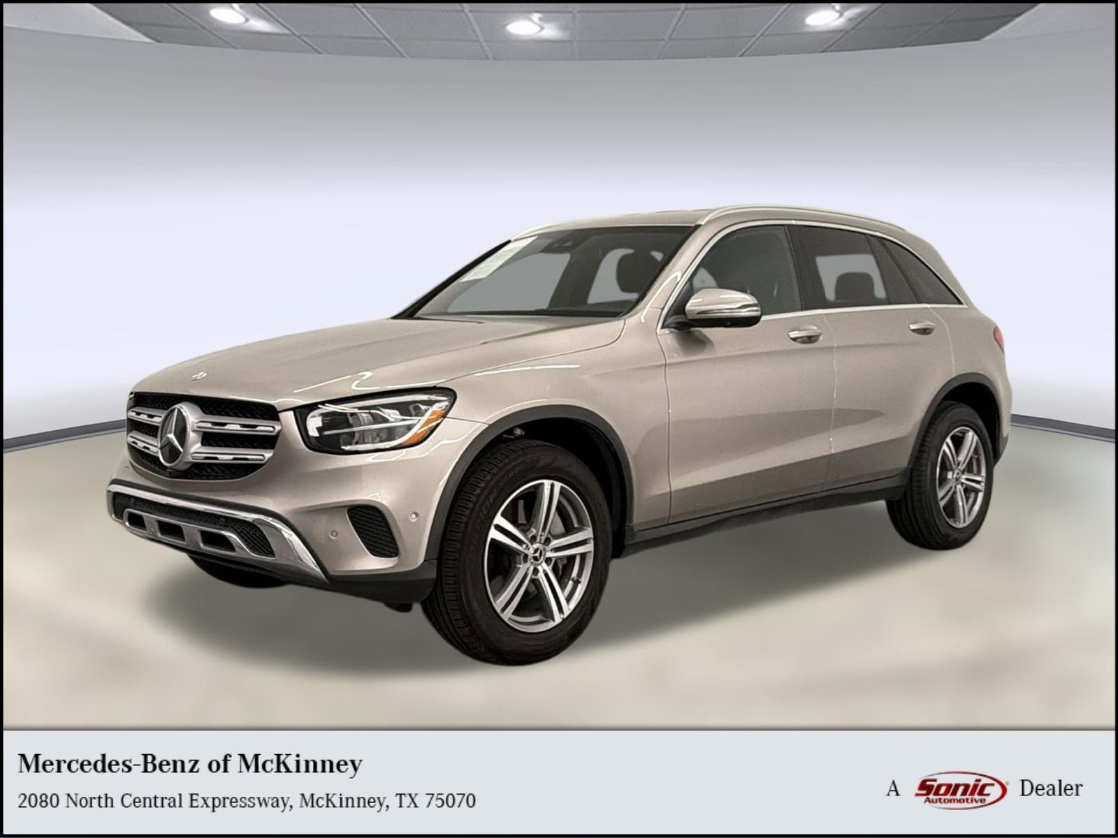 2022 Mercedes-Benz GLC GLC 300's photo