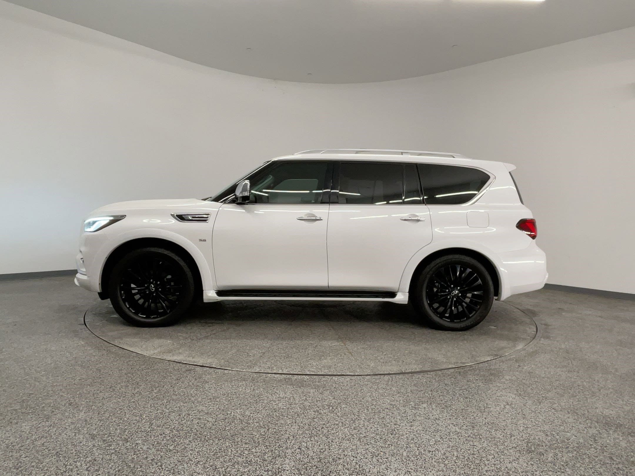 Used 2018 INFINITI QX80 Base with VIN JN8AZ2NFXJ9661975 for sale in Mckinney, TX