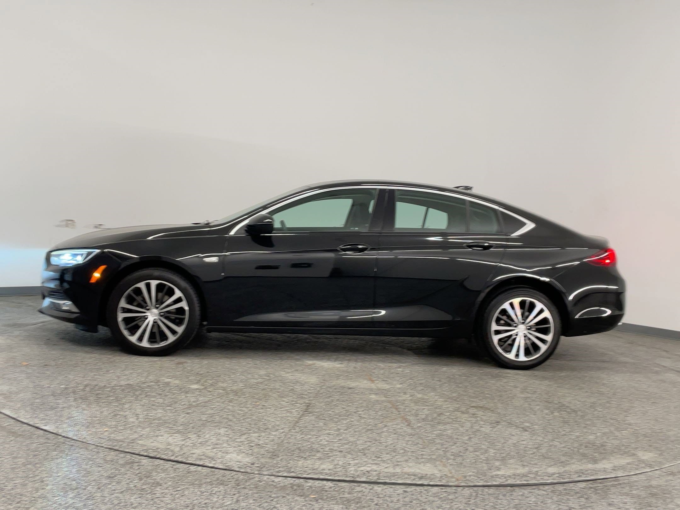 Used 2019 Buick Regal Sportback Preferred II with VIN W04GM6SX2K1033041 for sale in Mckinney, TX