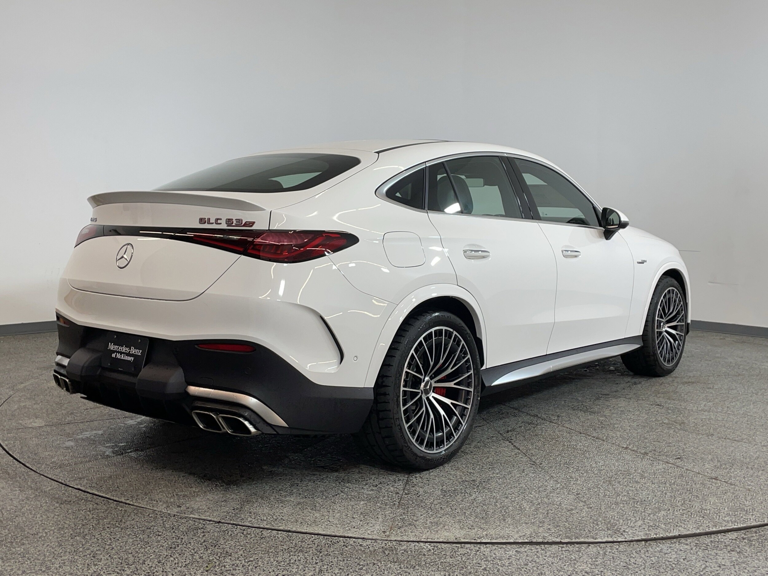 2025 Mercedes Benz GLC AMG 63 4MATIC photo 4