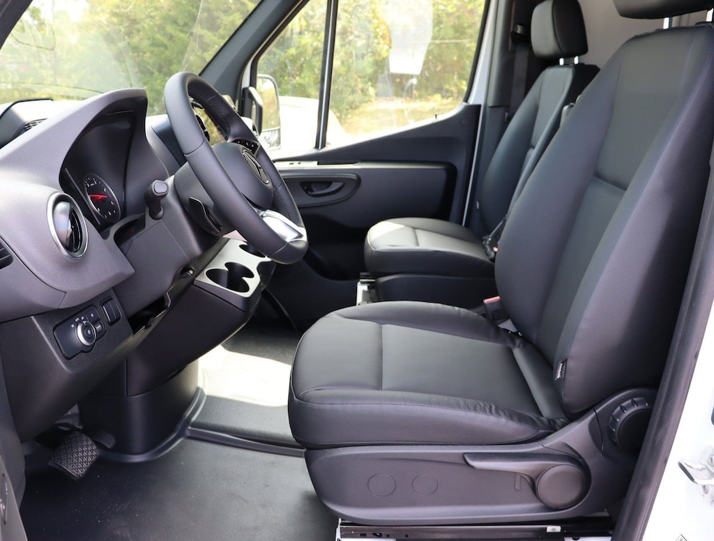 New 2025 Mercedes-Benz Sprinter 2500 High Roof 4-Cyl Diesel HO Van Cargo Van
