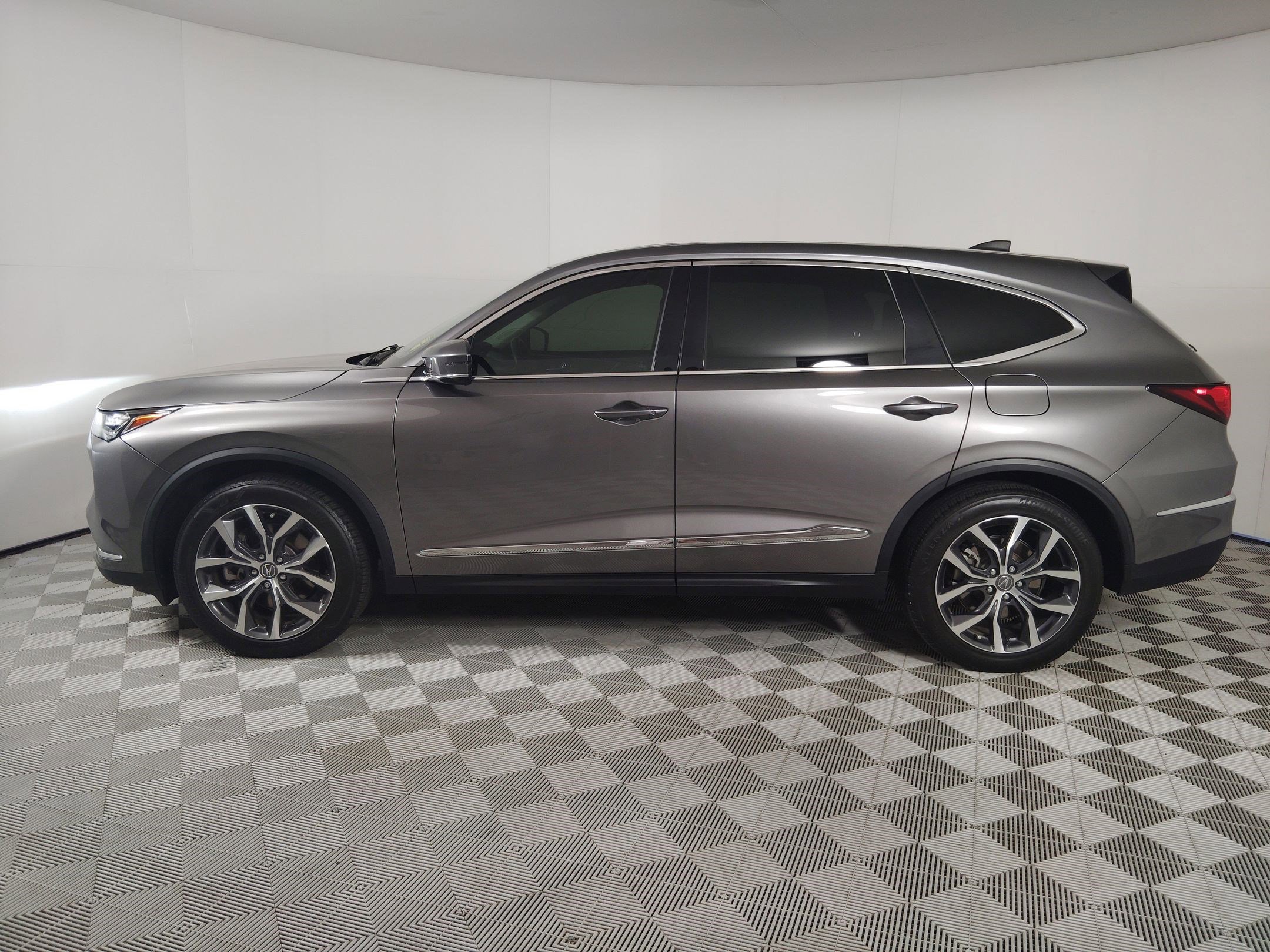 2023 Acura MDX SH-AWD Technology photo 2