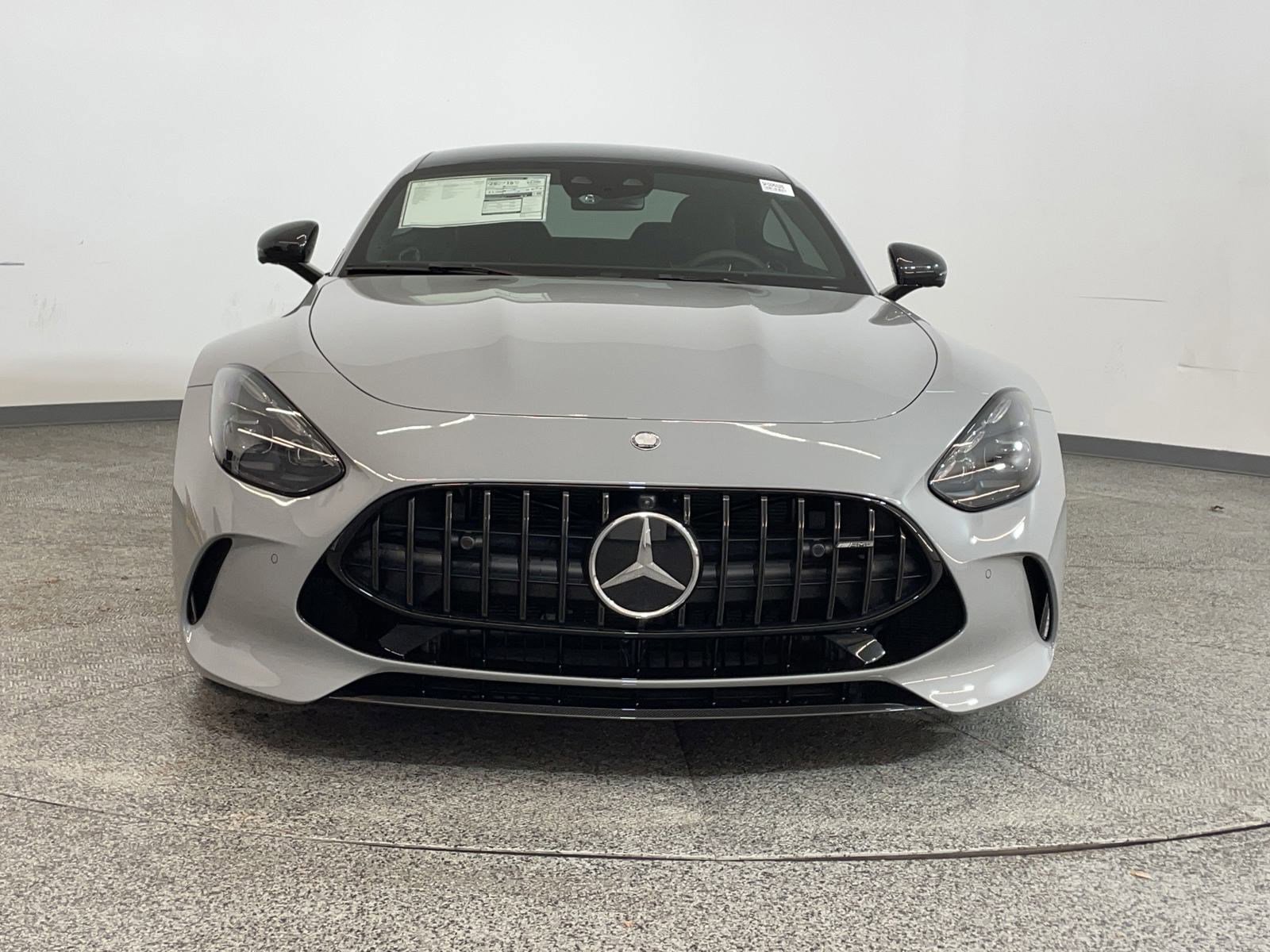 2025 Mercedes Benz S AMG 63 E PERFORMANCE photo 2
