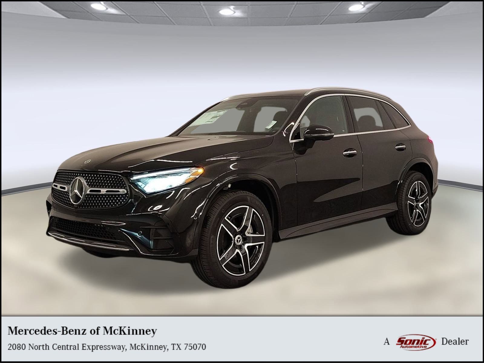 2026 Mercedes-Benz GLC GLC 300's photo