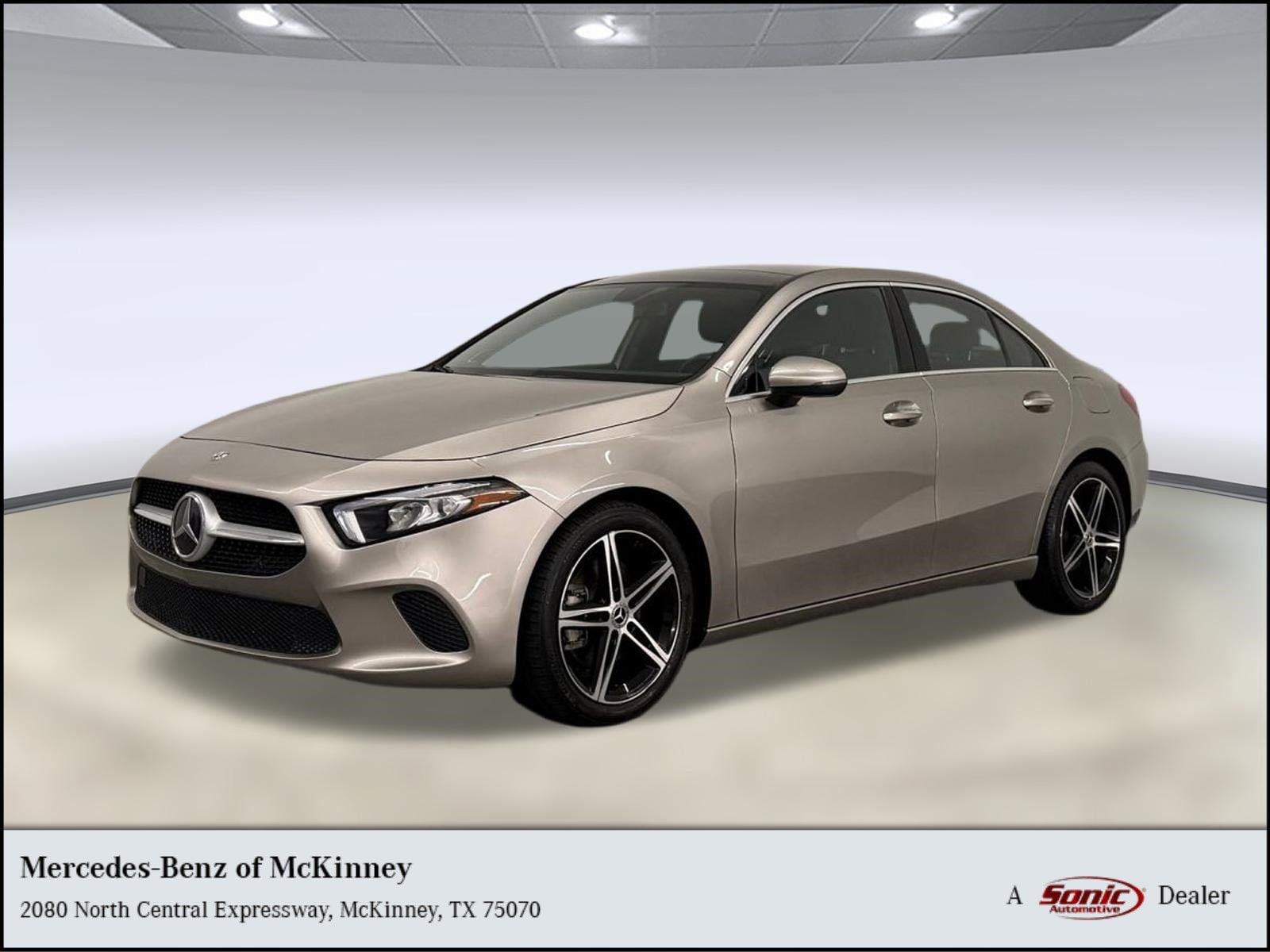2019 Mercedes-Benz A-Class A220's photo