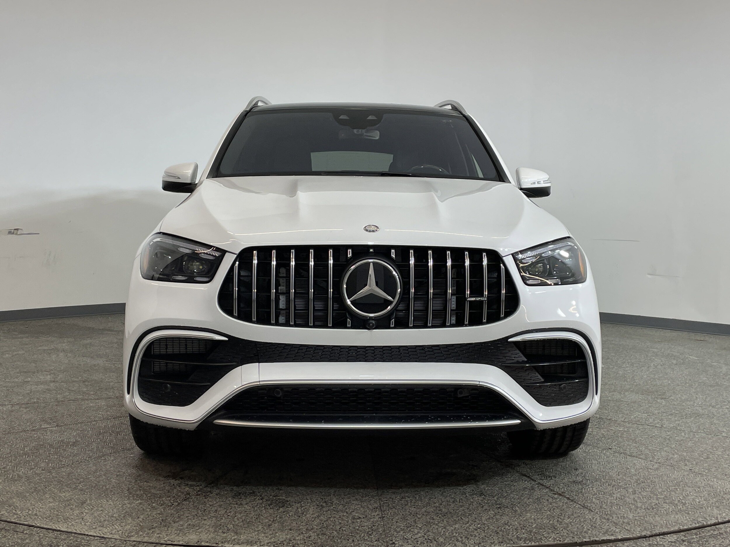 2025 Mercedes Benz GLE AMG 63 S photo 2