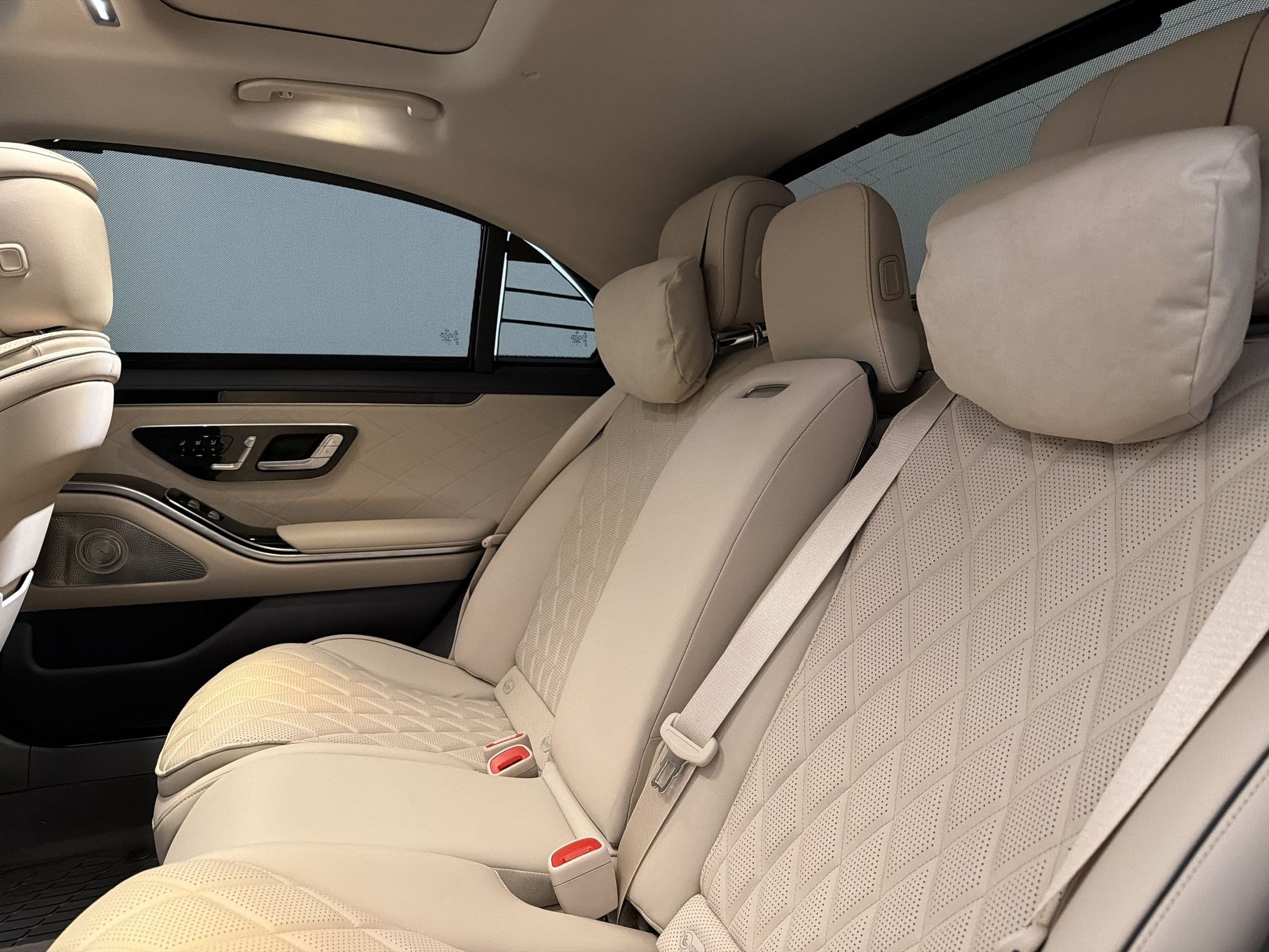 2026 Mercedes-Benz S-Class S 580 - Photo 23