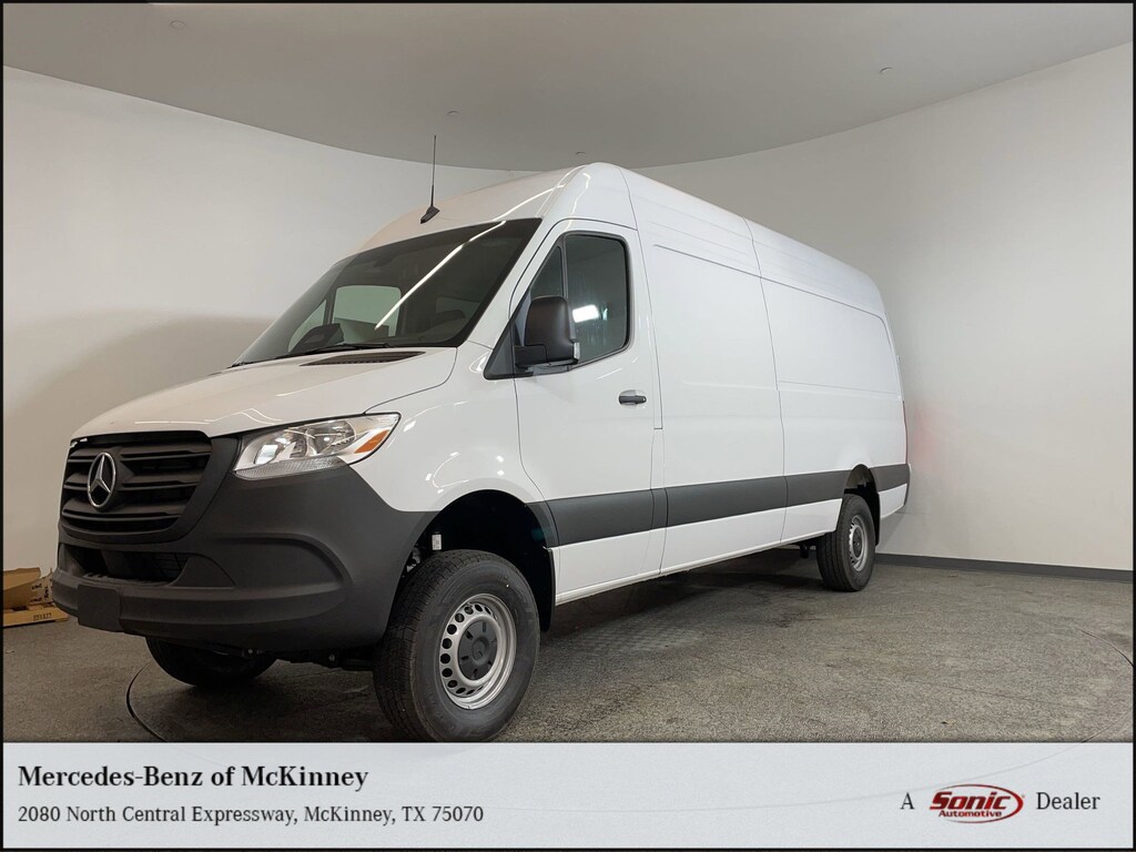New 2025 Mercedes-Benz Sprinter 2500 High Roof 4-Cyl Diesel HO Van Crew Van