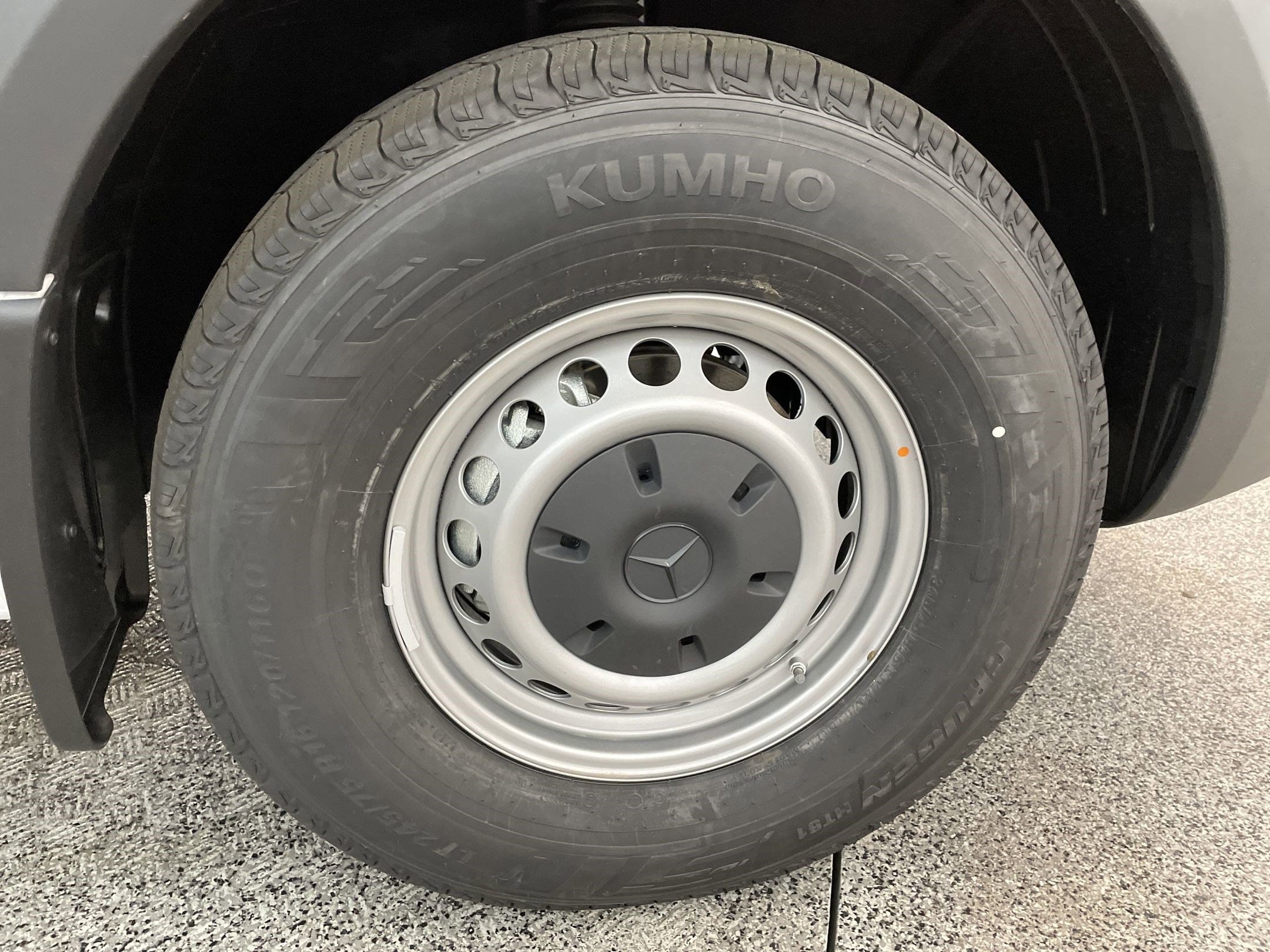 2025 Mercedes-Benz Sprinter Crew Van Base - Photo 27