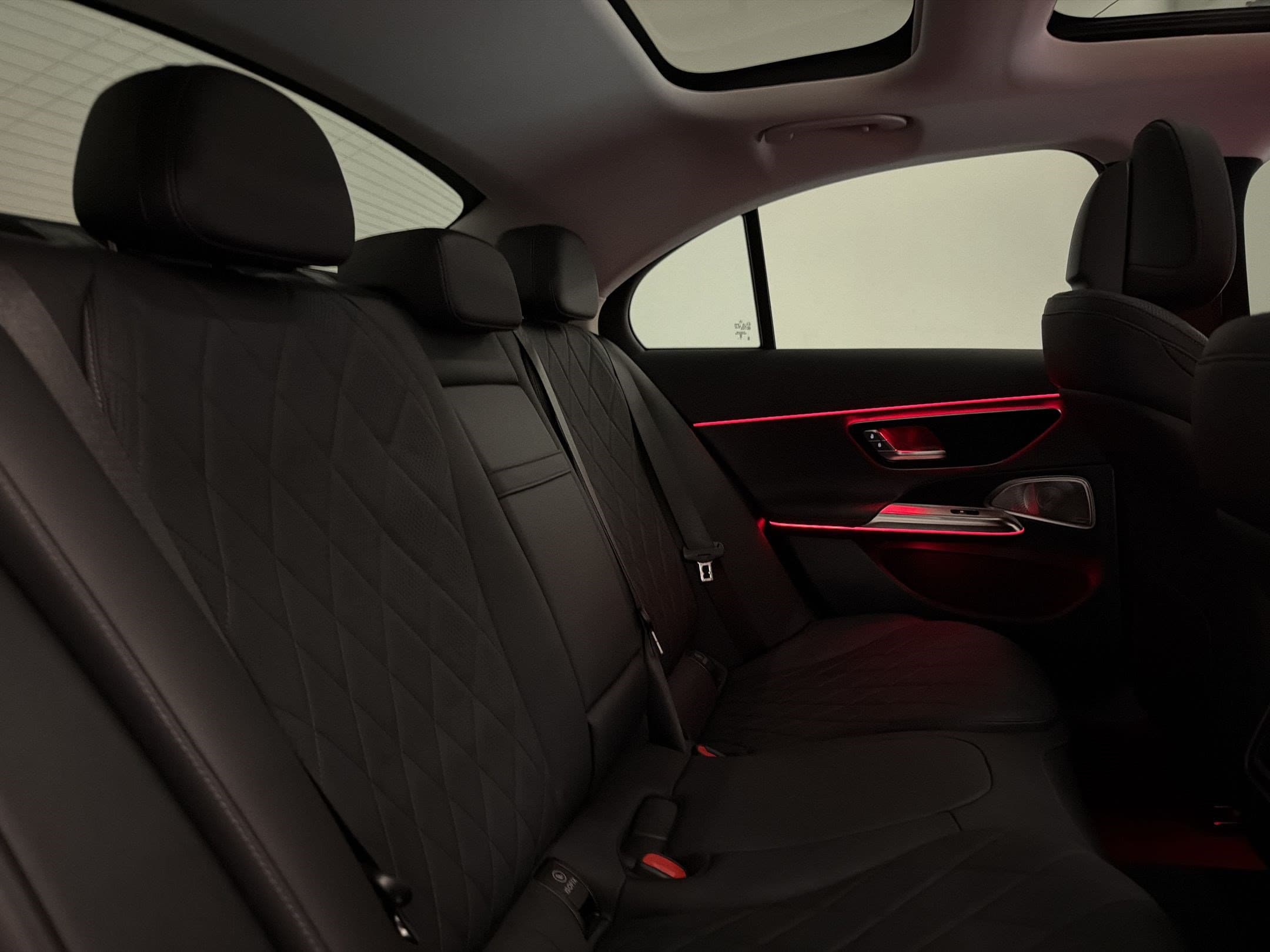 2026 Mercedes-Benz E-Class E350 - Photo 31