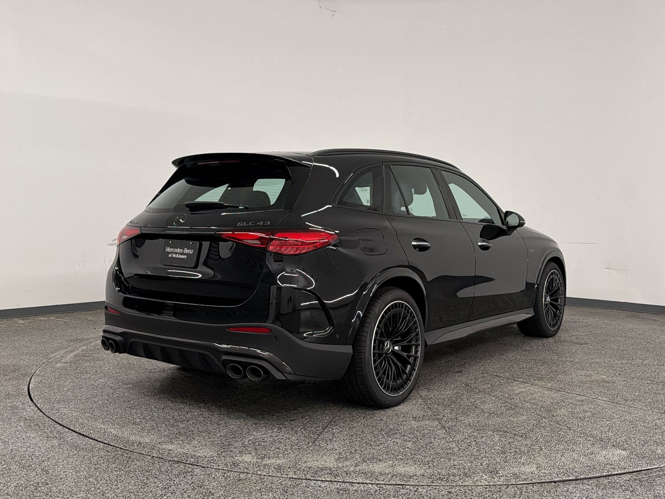 2026 Mercedes-Benz GLC AMG GLC43 - Photo 9