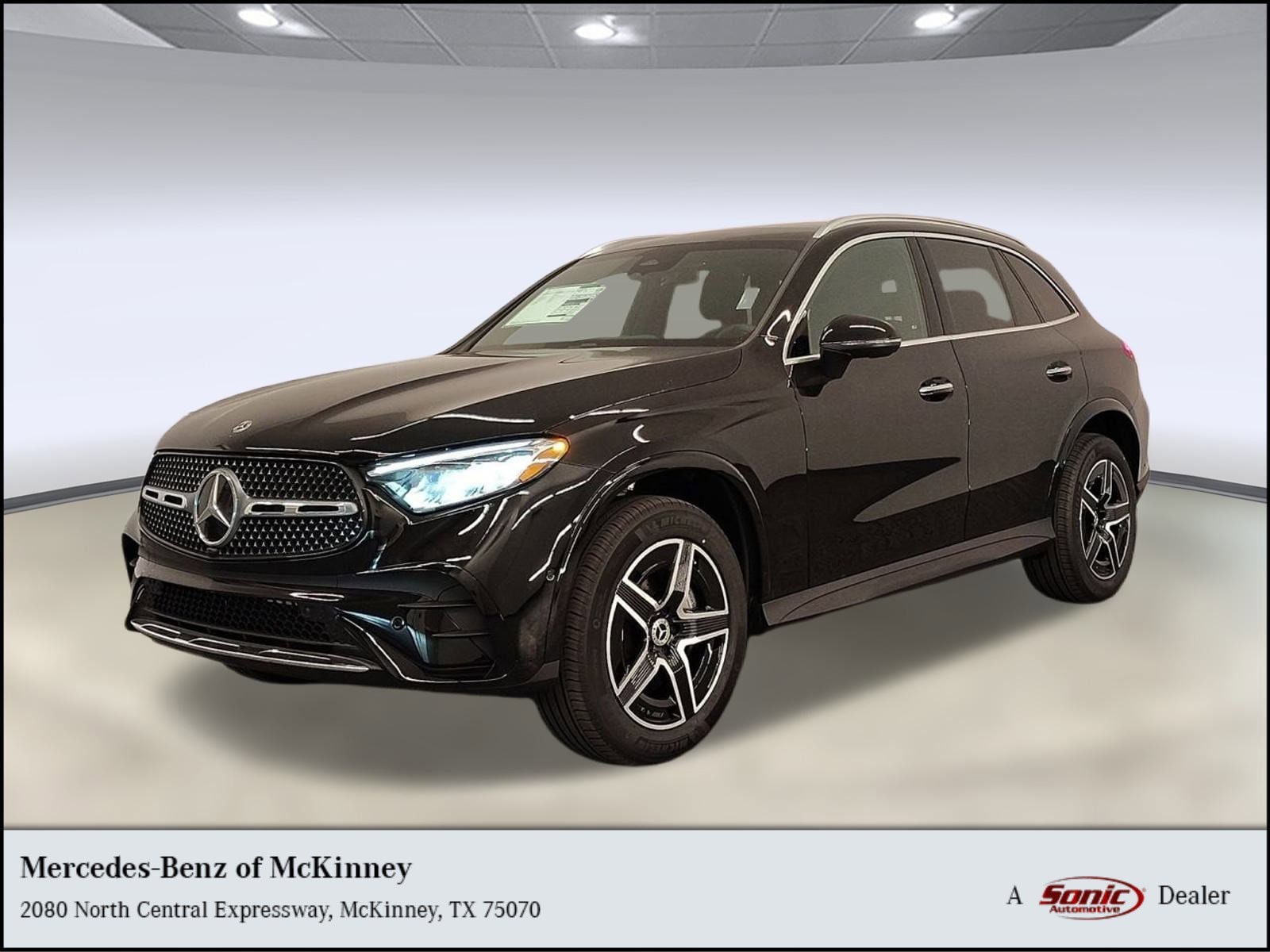 2026 Mercedes-Benz GLC GLC 300's photo