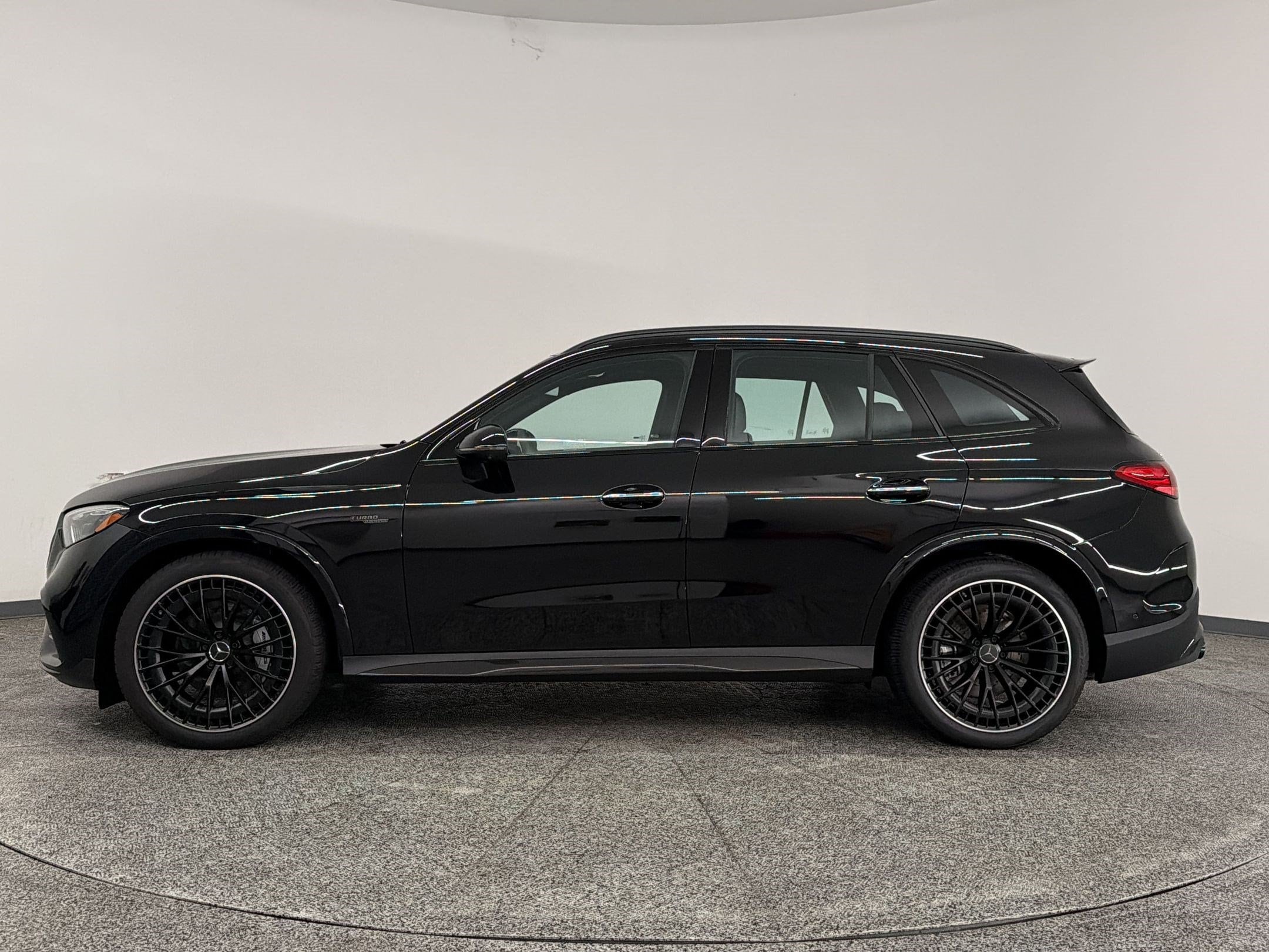 2026 Mercedes-Benz GLC AMG GLC43 - Photo 2