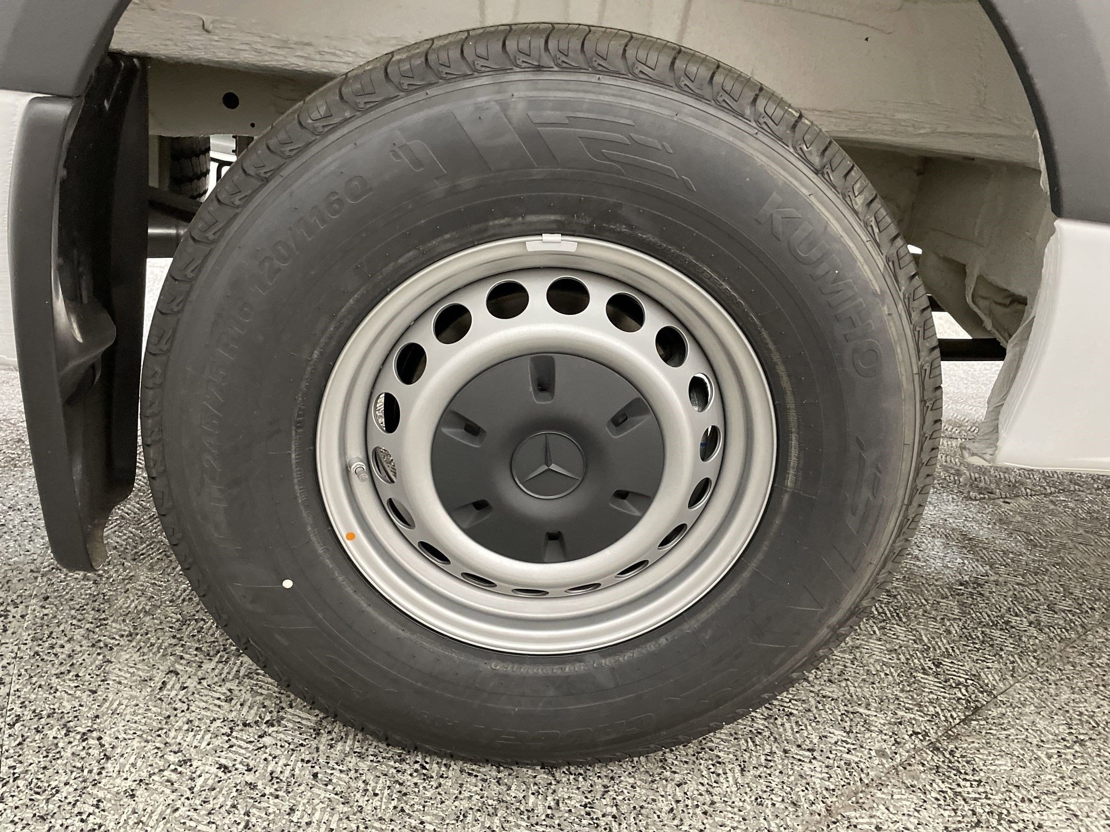 2025 Mercedes-Benz Sprinter Crew Van Base - Photo 6